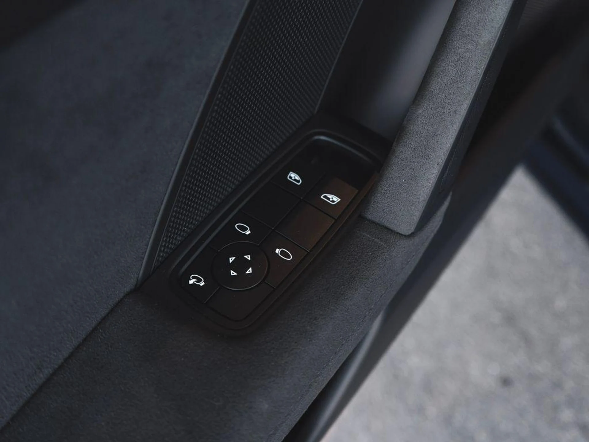 mph029_1033207537_g_Hzg1_K1wct_H_Hl_De_Ddt8_Zj_Pv_AUKM_c6feef3f2a