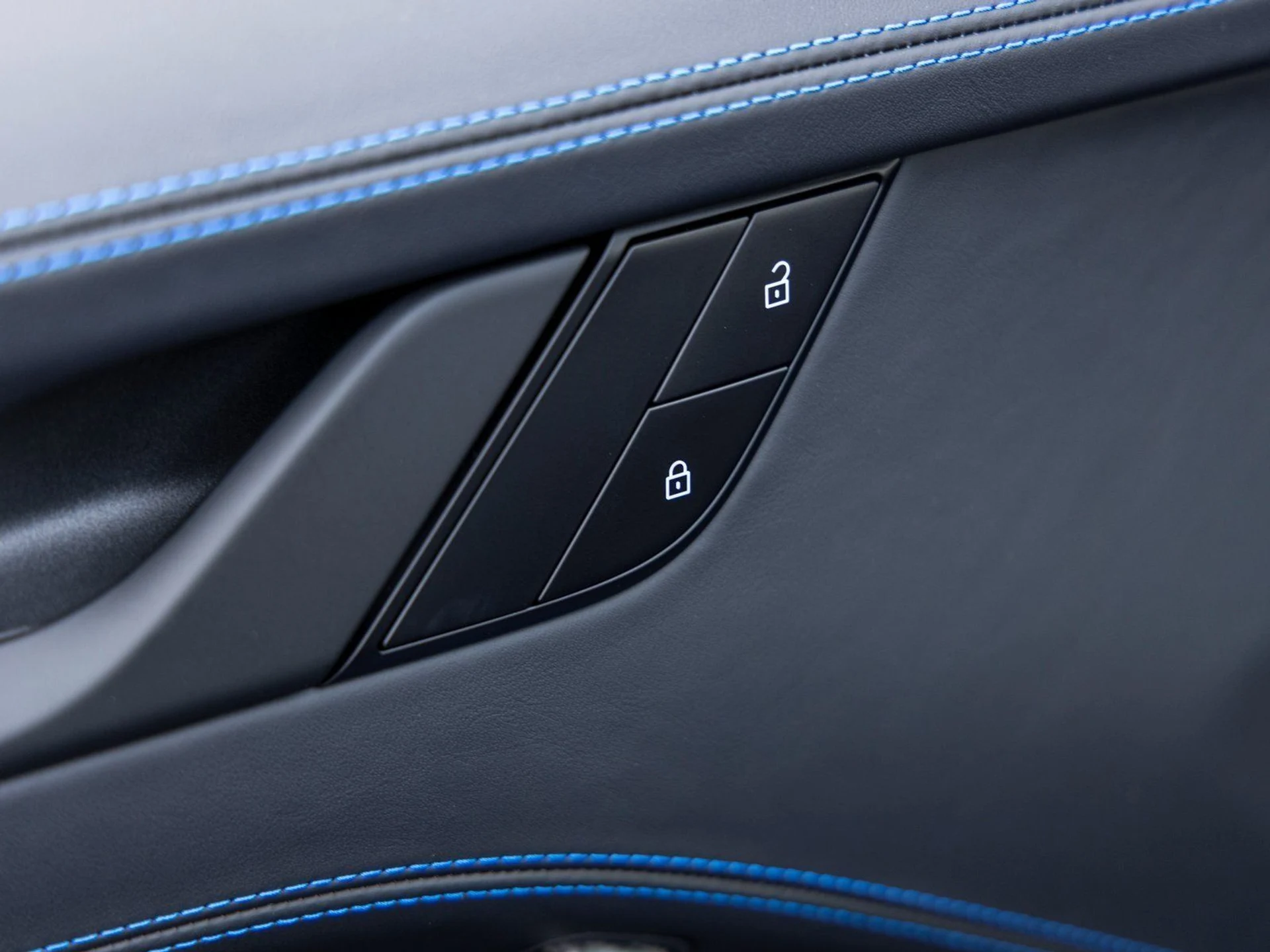 mph029_1043350956_30_3586ab8797