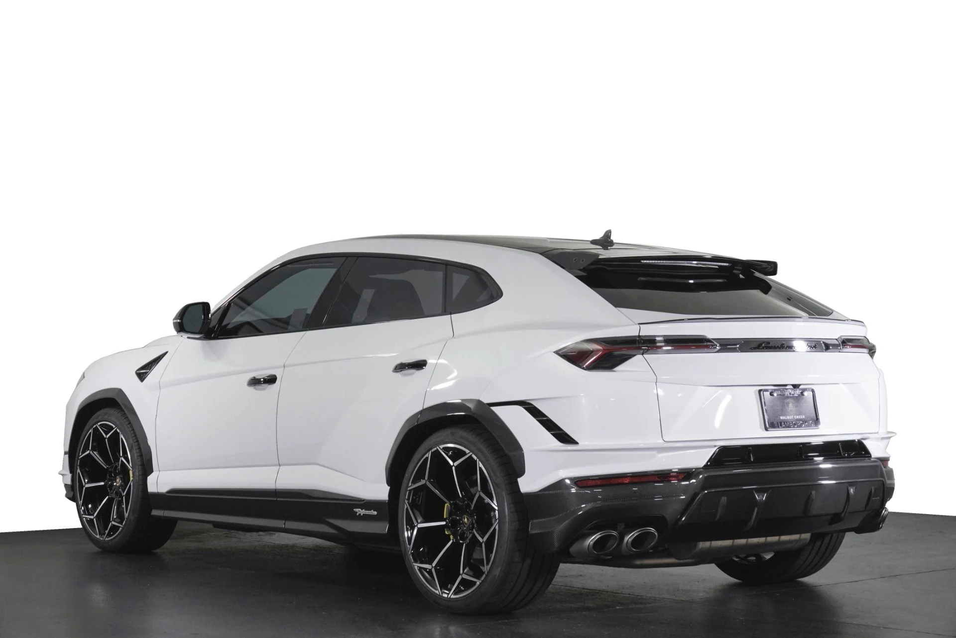 mph029_1049299403_Used_2023_Lamborghini_Urus_Performante_1789368095_bbcc267210