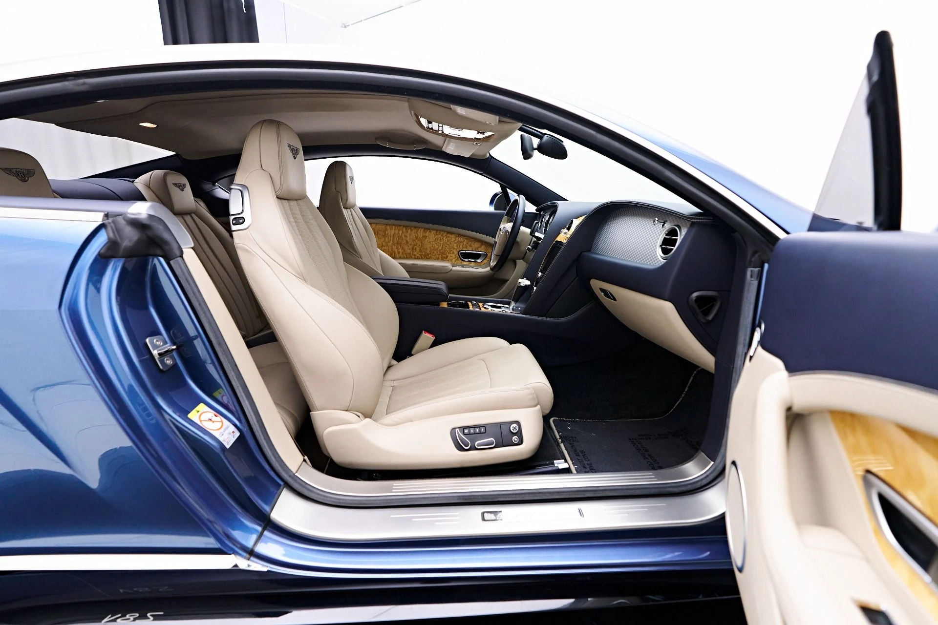 mph029_1056300772_Used_2015_Bentley_Continental_GT_V8_S_1756433039_f3de1da0e1