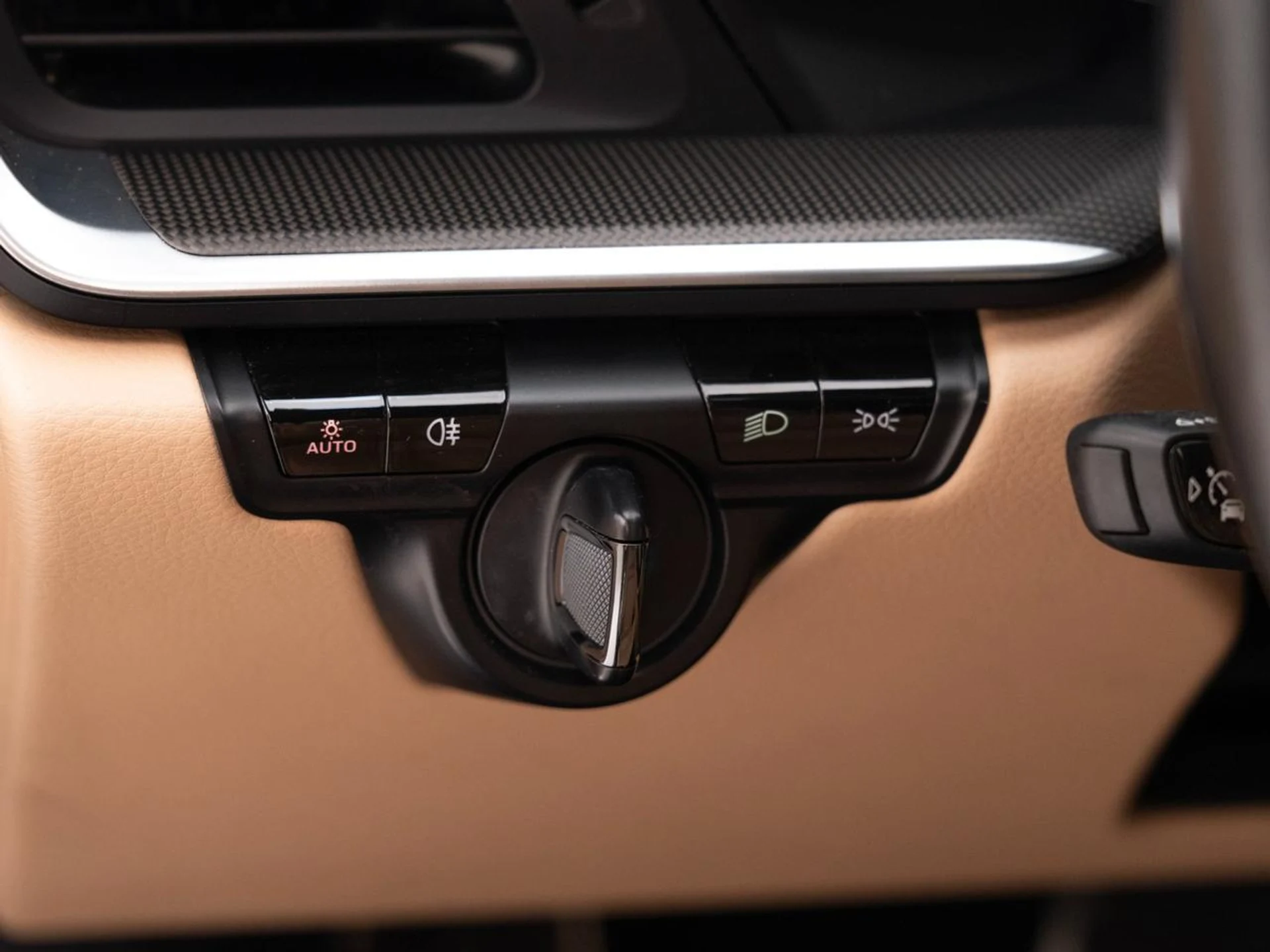 mph029_106706489_739d40b1c78a6d80b7600ea1832c870b_e33576061b