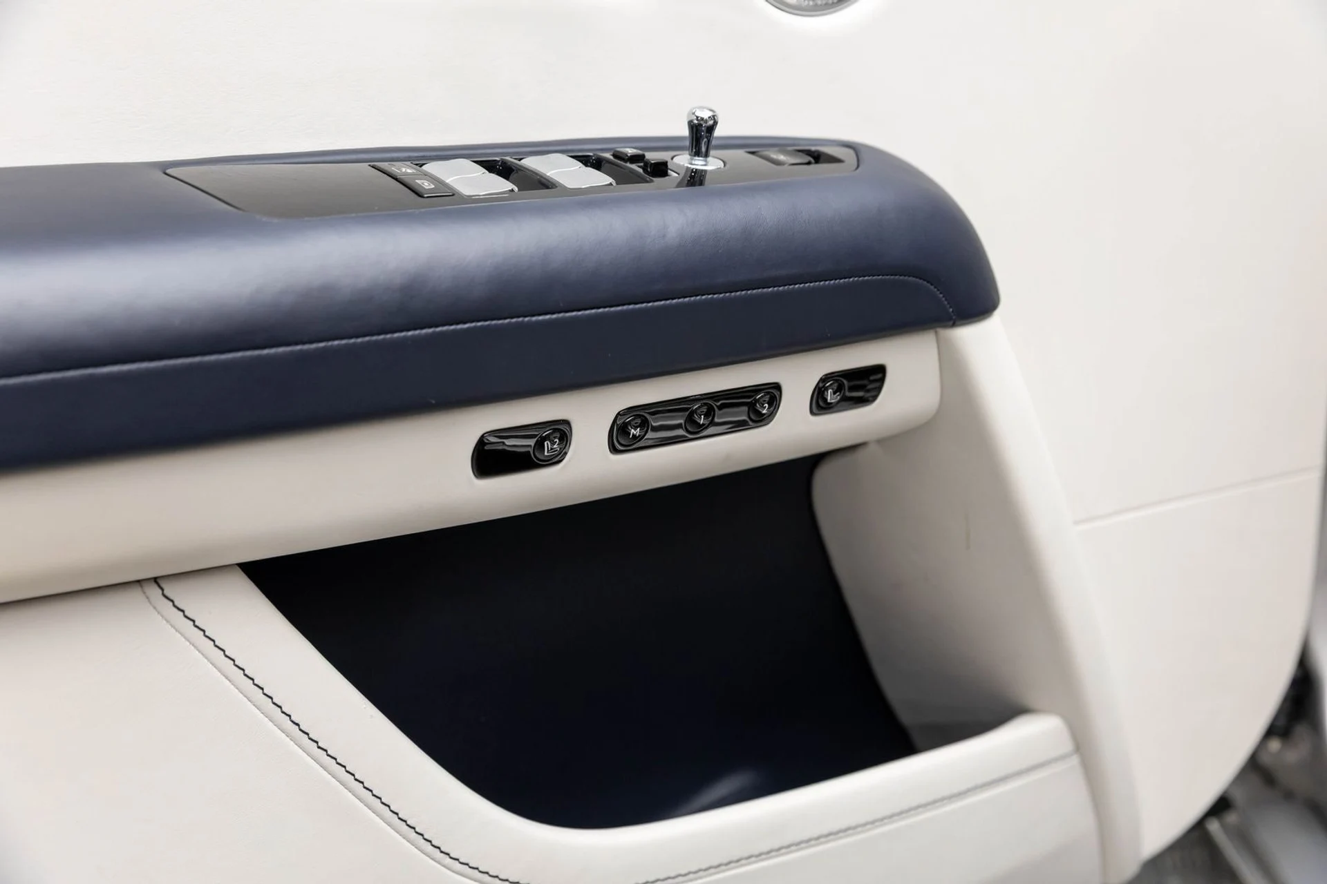 mph029_1074888314_30_b1eda4aa32