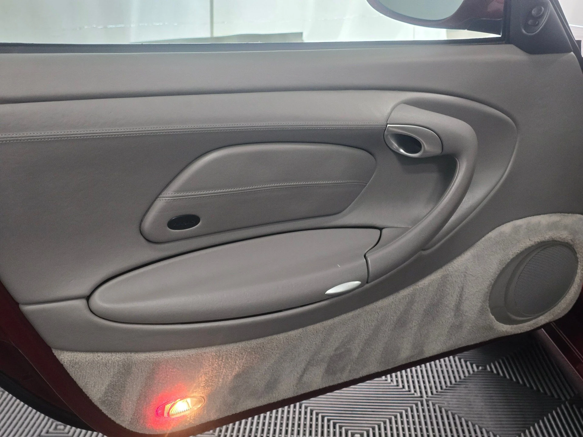 mph029_1081804802_8d9f911ad926865f7c64c0d00fd02e9bx_0b8d306f24