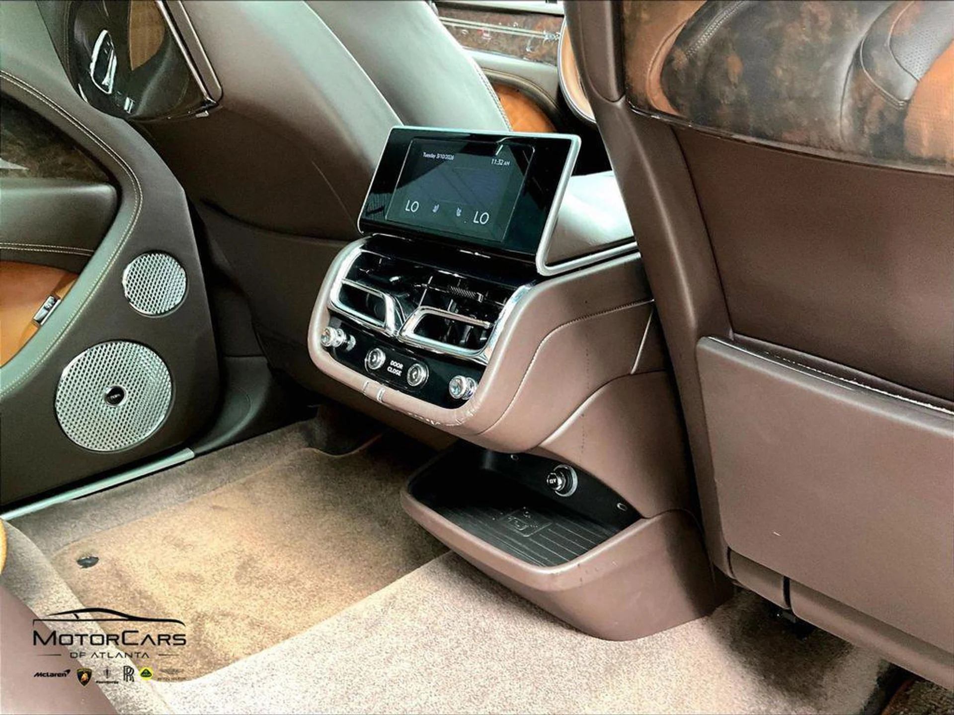 mph029_1084270556_kdk_Y60r_D5f7_TXT_Squak_A_Fs_Cd1_Y_b5778a1efd