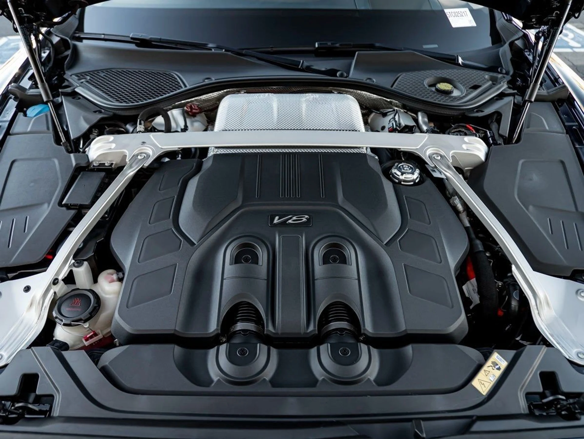 mph029_108988048_30_37ff4fb034