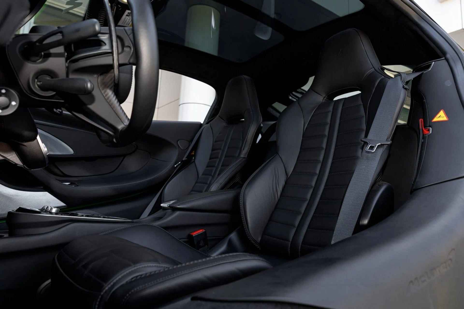 mph029_1091739843_466_p30_l_951773e78e