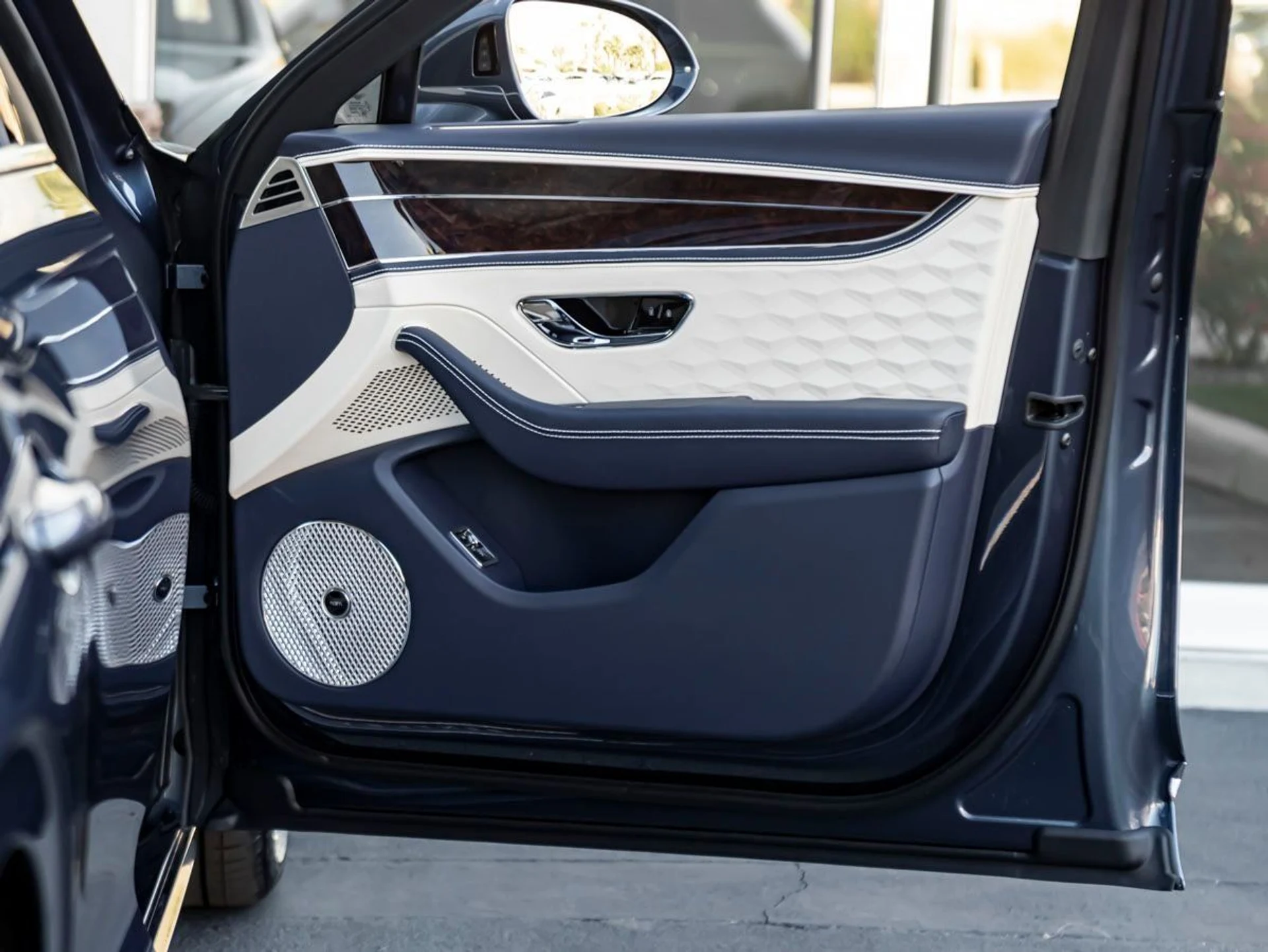 mph029_1109639542_30_61fc447a2a