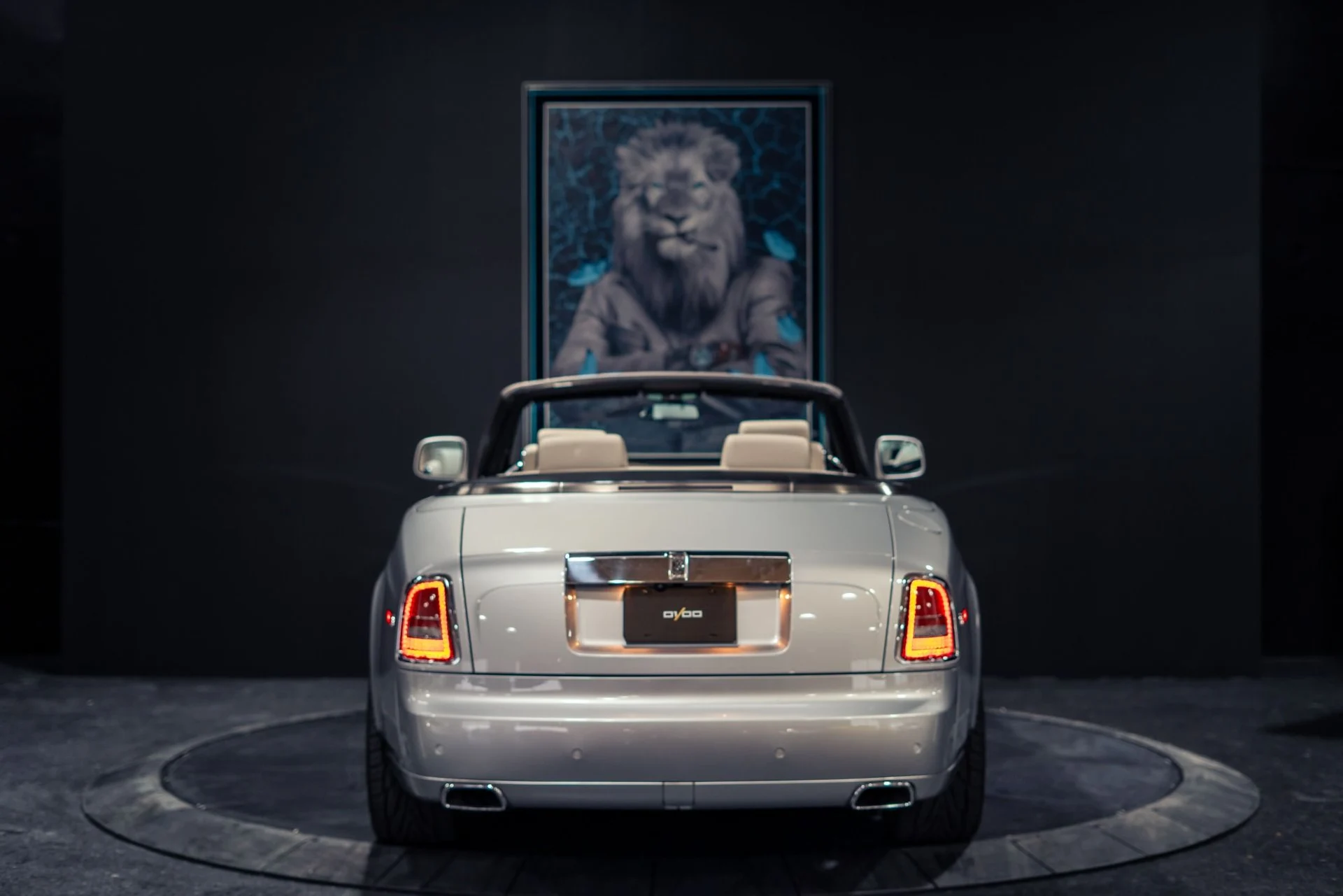 mph029_1111740040_Used_2014_Rolls_Royce_Phantom_Drophead_Coupe_1785564931_140e29fa17