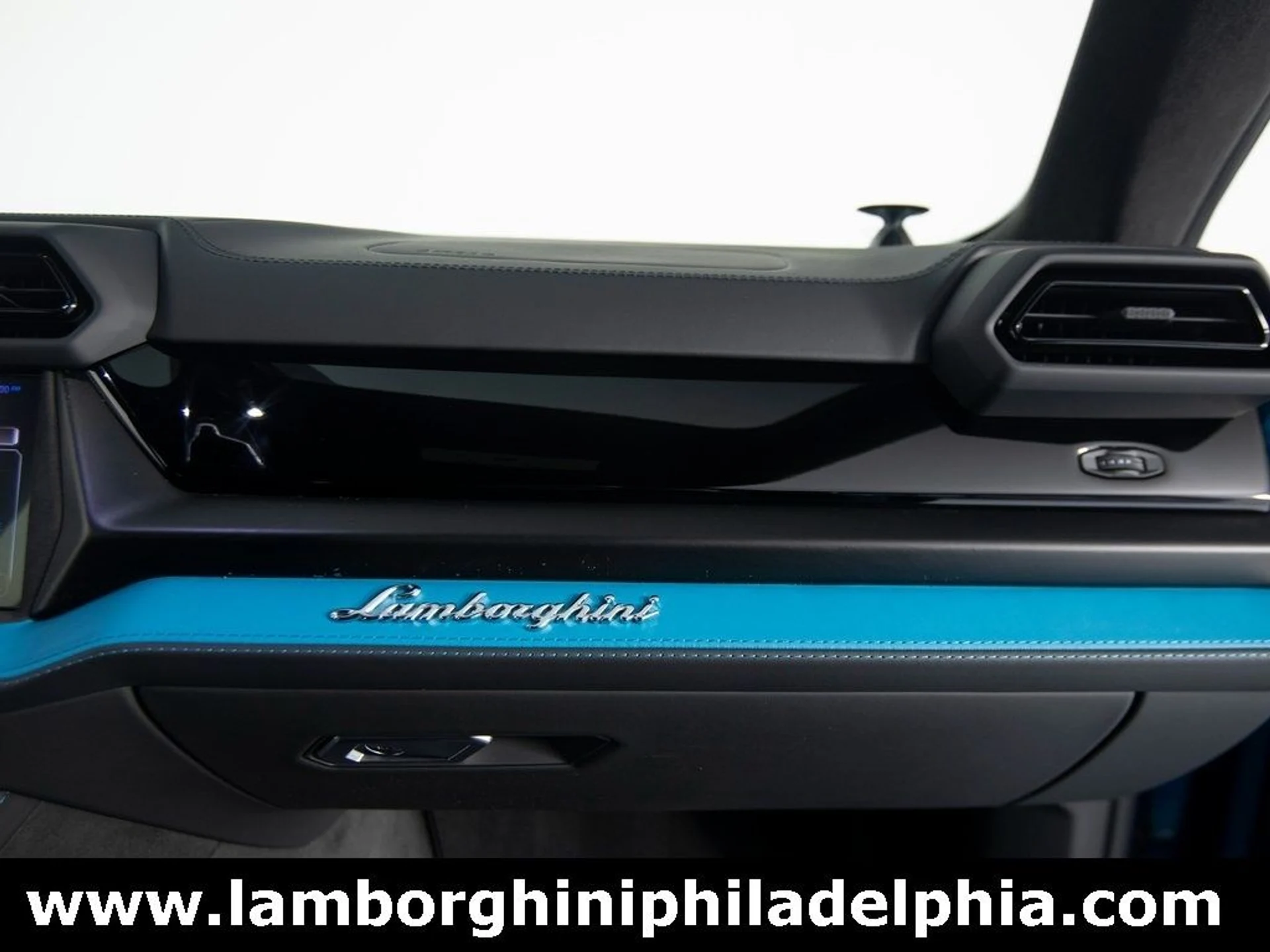 mph029_1111937851_08819113f32a05b4e4e039bd4dac6d26x_b7ff05ae6f