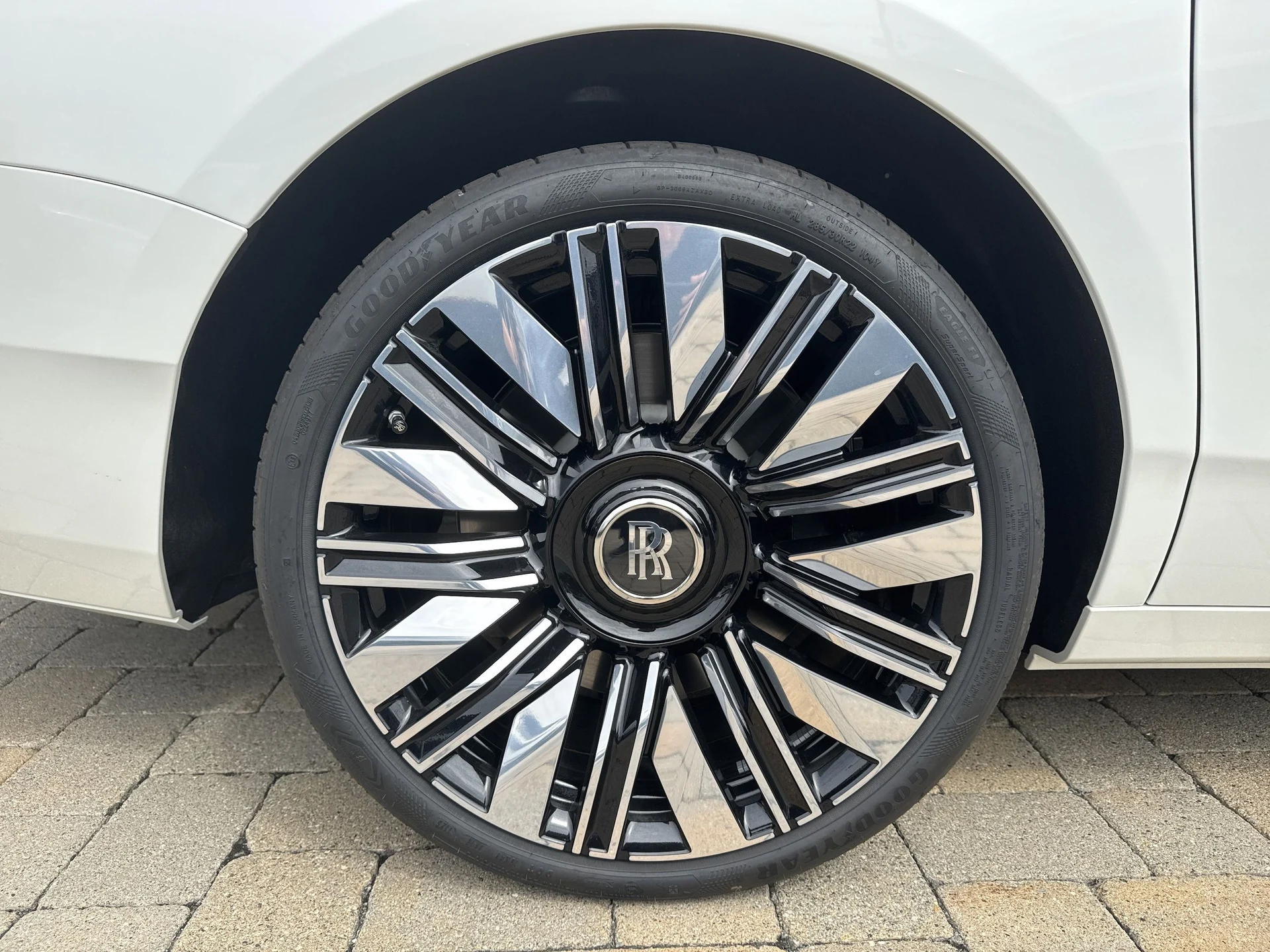 mph029_1120410373_c95aec41d699f740aef58e4792a13630x_3d97e979f5