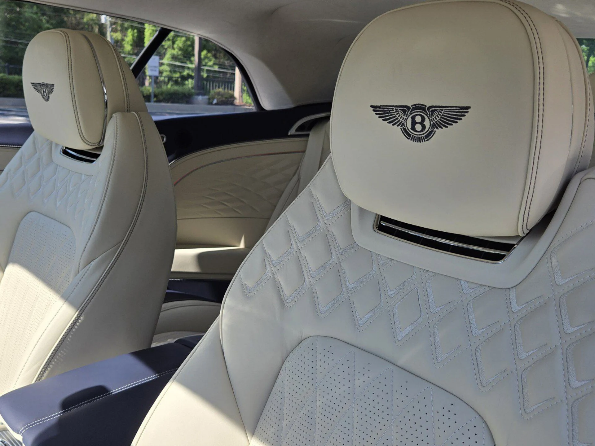 mph029_1123264034_f57e20f90eefc5c3d30df4f1d79b3e5bx_ab181503a7