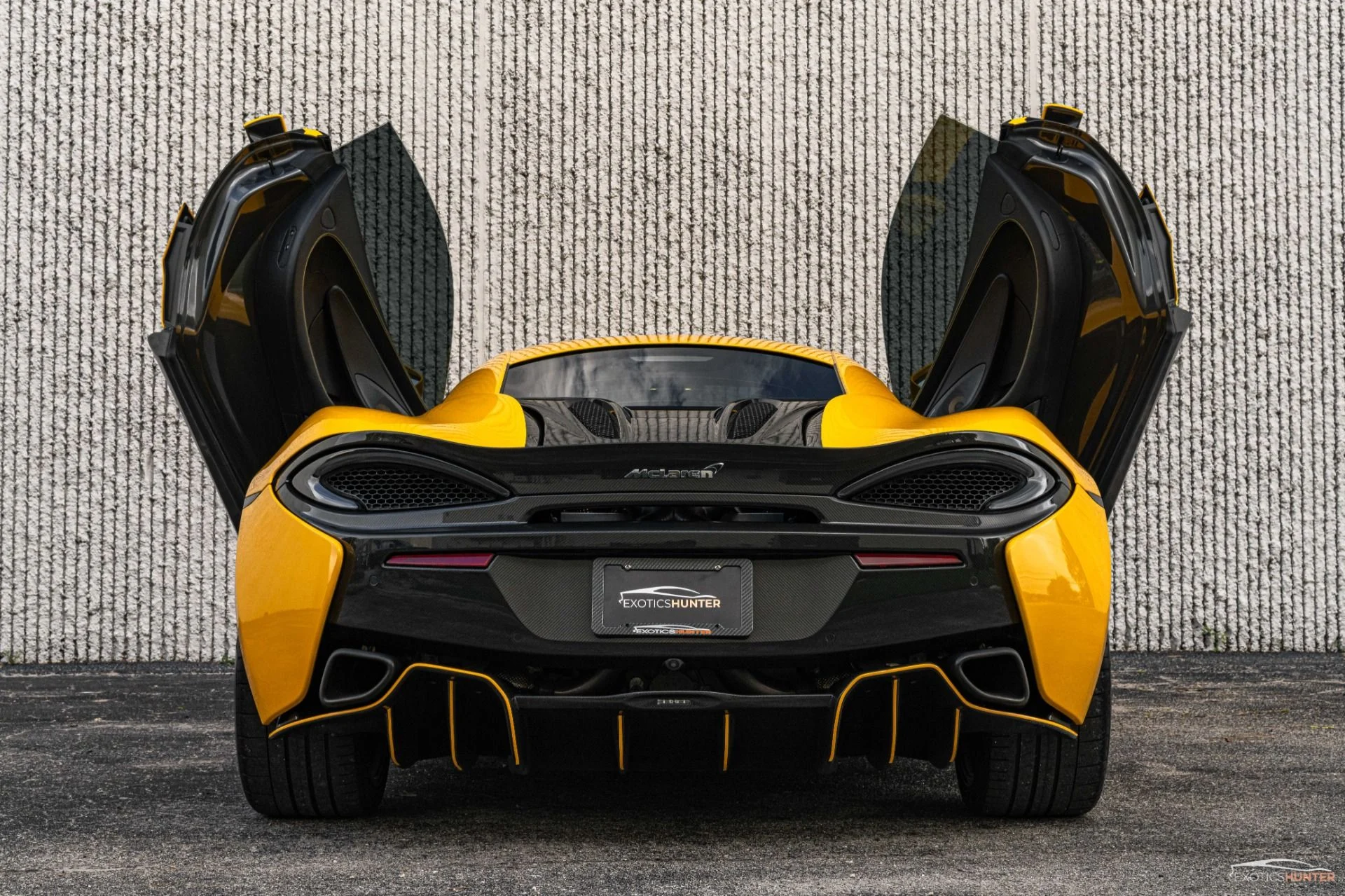 mph029_113194177_Used_2016_Mc_Laren_570_S_w_EVERY_Carbon_Exterior_Pack_Lux_Pack_Front_Lift_1754945163_c595e737d9