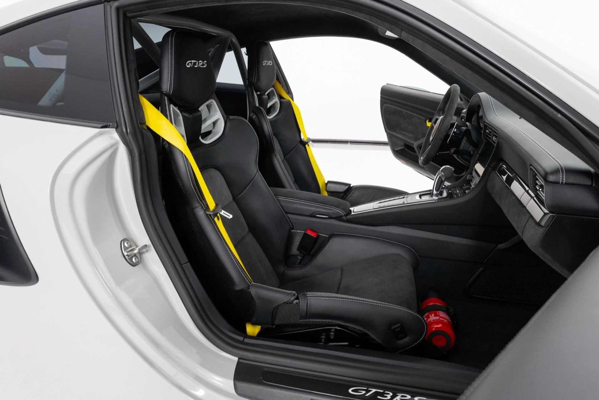 mph029_1134067382_Used_2019_Porsche_911_GT_3_RS_1758126565_7703666da9