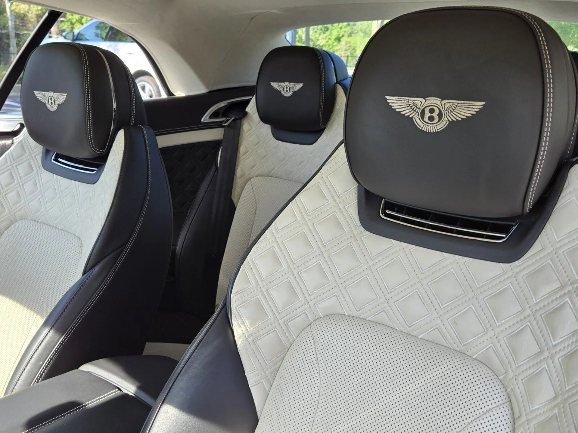 mph029_1135505709_e8ada4ebdfaed696816715940c500381x_f5af593d26