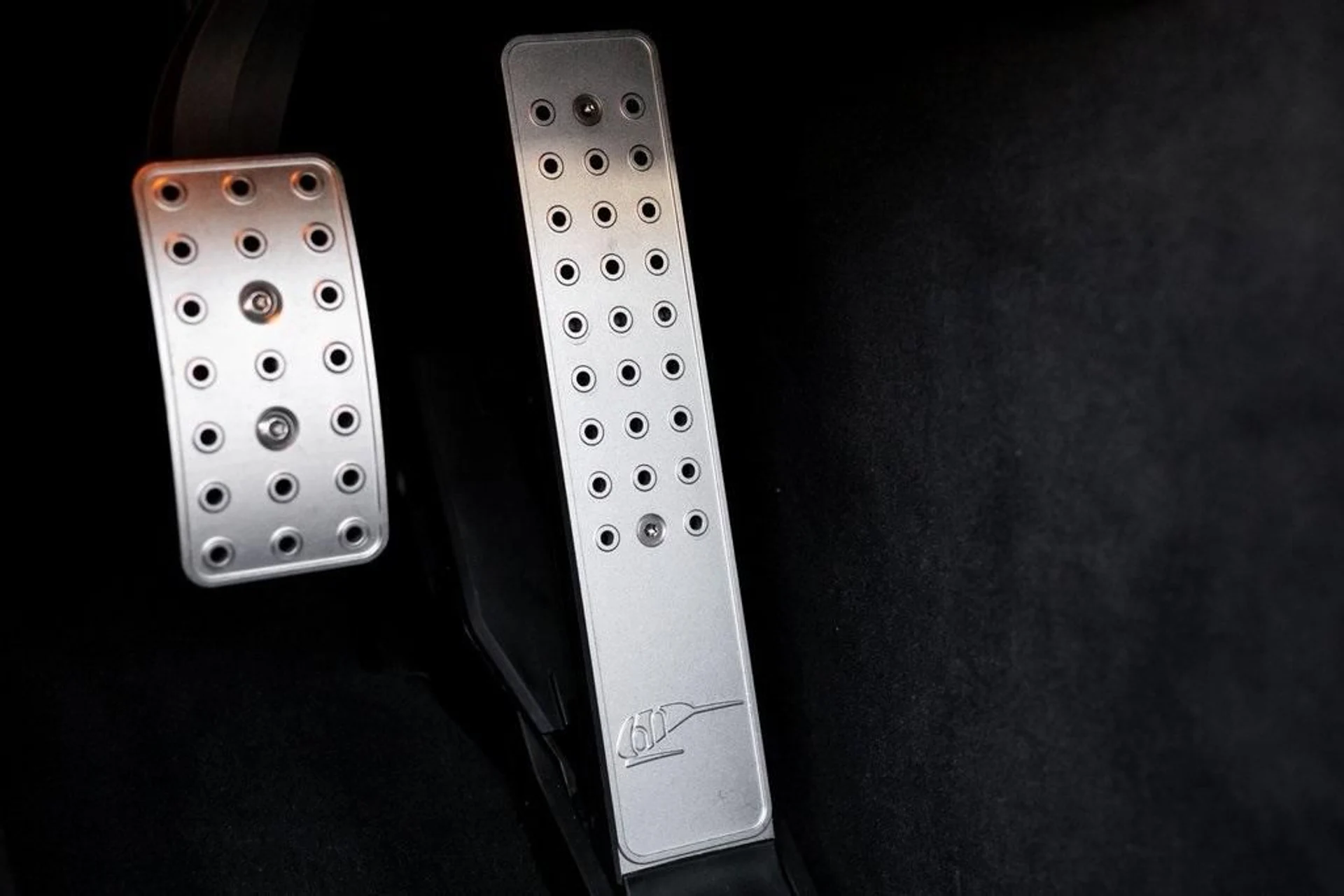 mph029_1136691_Used_2025_MCLAREN_GTS_1721509511_924da6e946