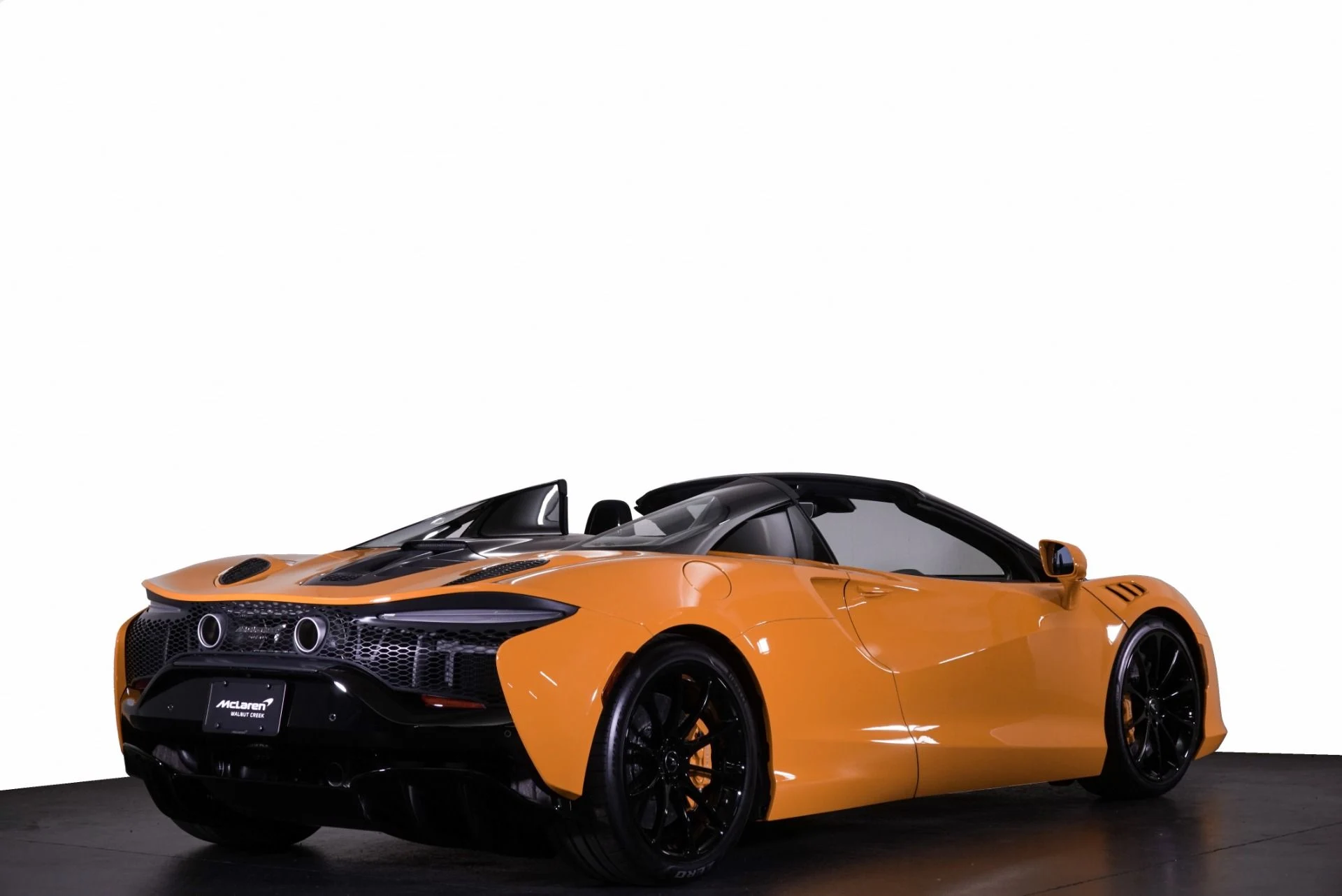 mph029_1137544150_New_2026_Mc_Laren_Artura_Spider_1762443727_bd6617fd19