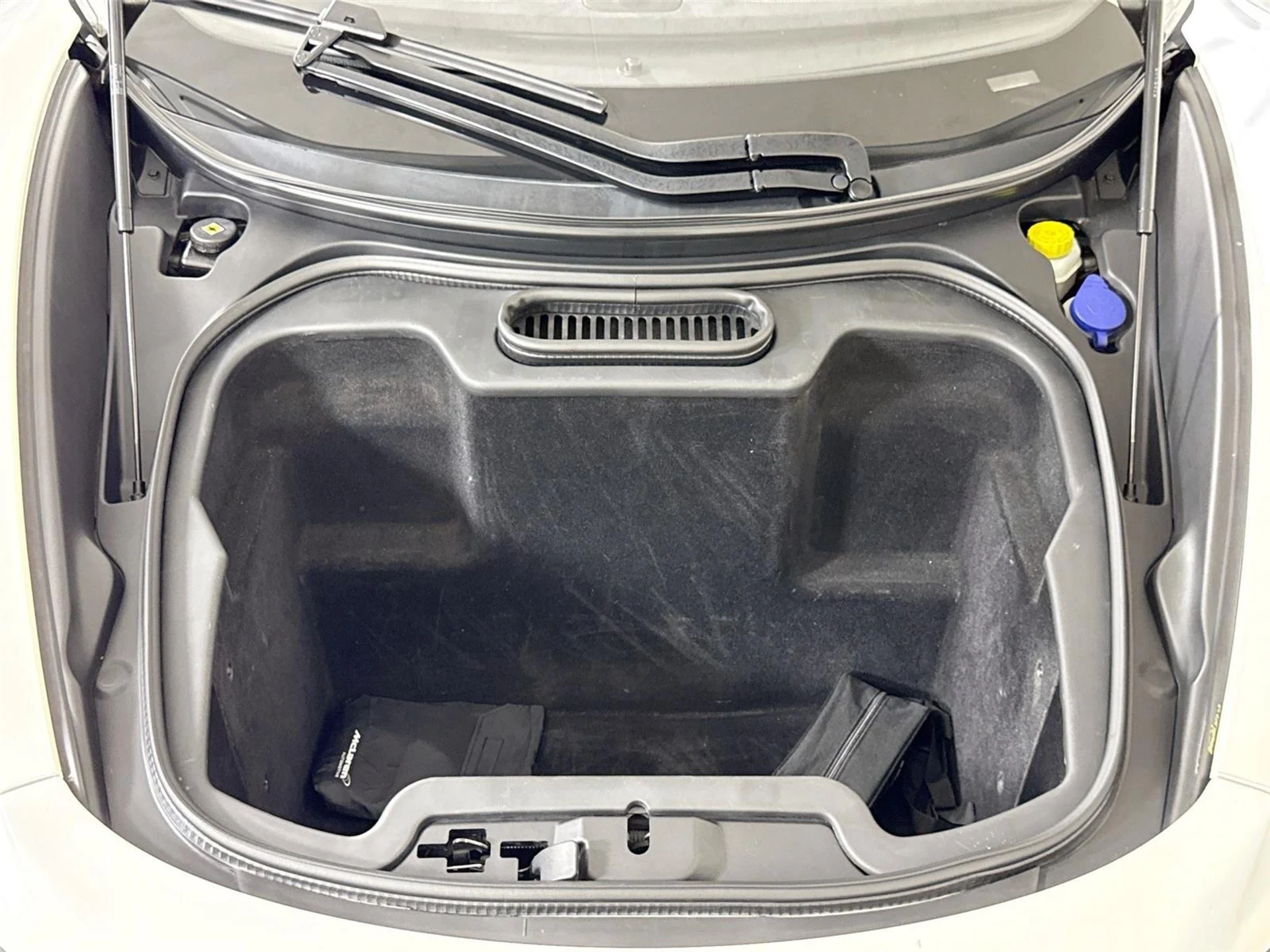 mph029_1139999107_1668114051_1c191980b5