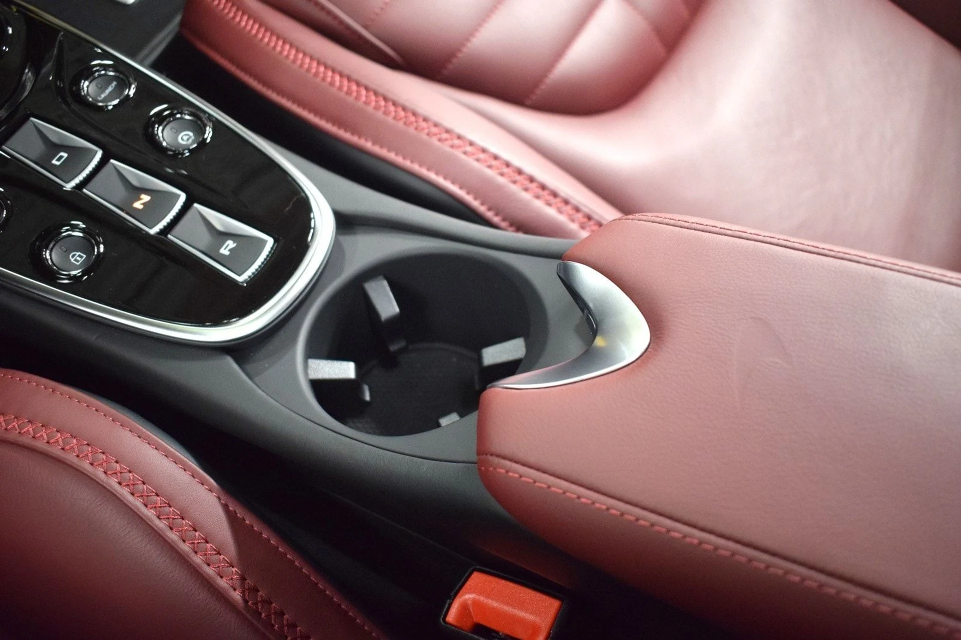 mph029_1142161044_3180aa3dcd532ddd057e233ca361ef8dx_d76b506ce6