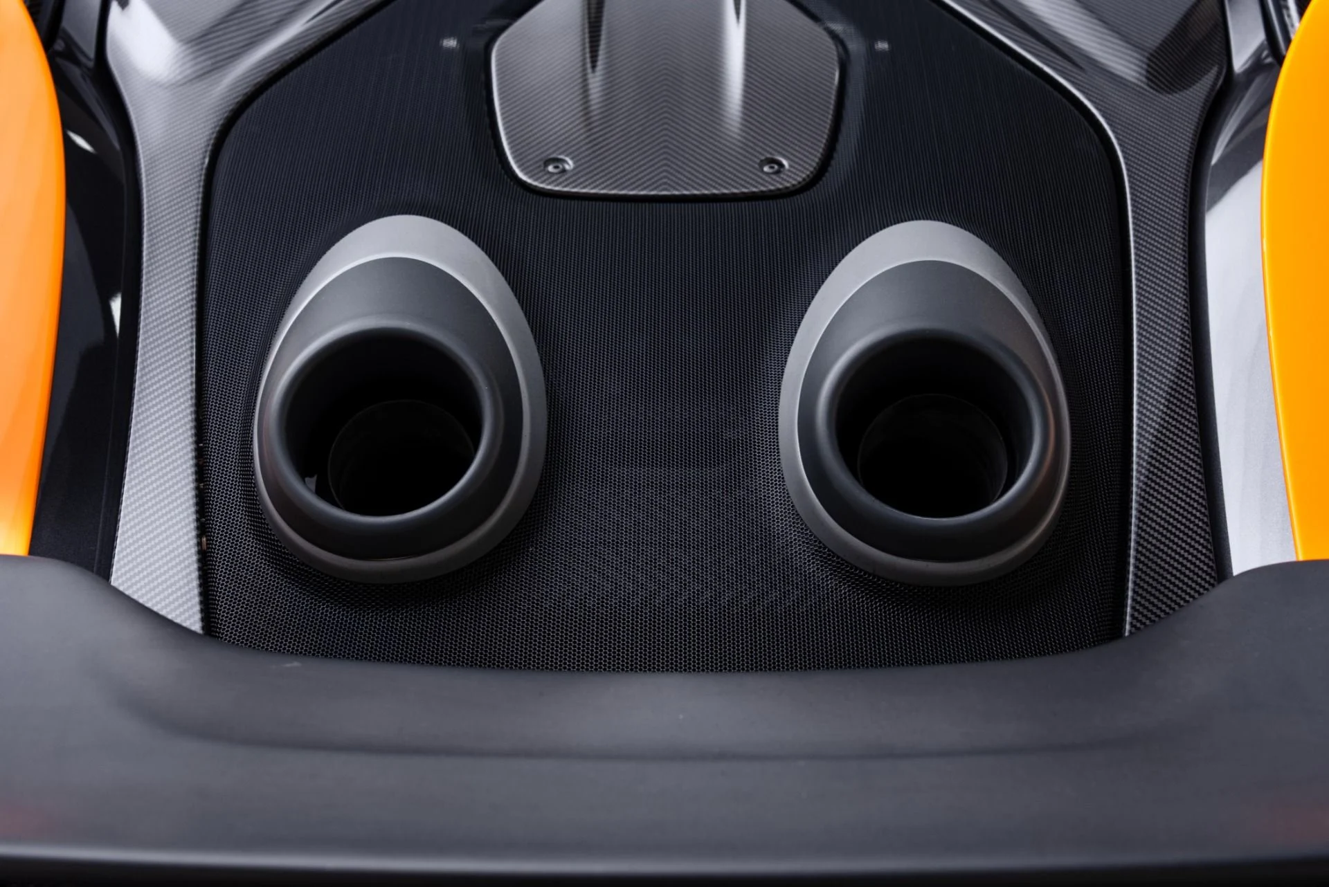 mph029_1150172443_Used_2019_Mc_Laren_600_LT_1771372935_28987525ed