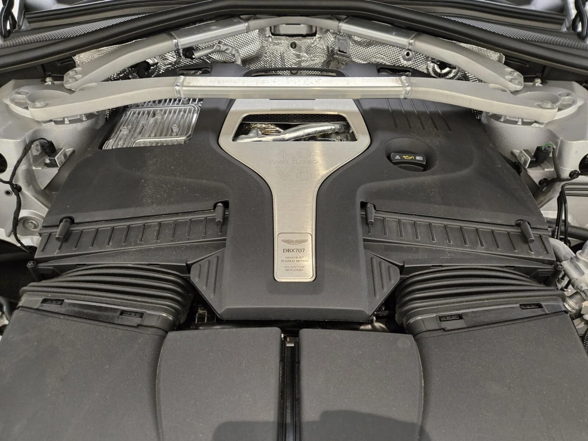 mph029_115098807_New_2025_Aston_Martin_DBX_707_1753162633_8d991ece85