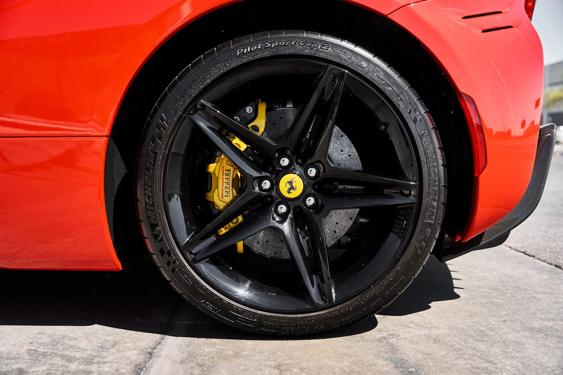 mph029_1152433268_Used_2025_Ferrari_SF_90_Spider_Base_1776296467_90e2d1e1be