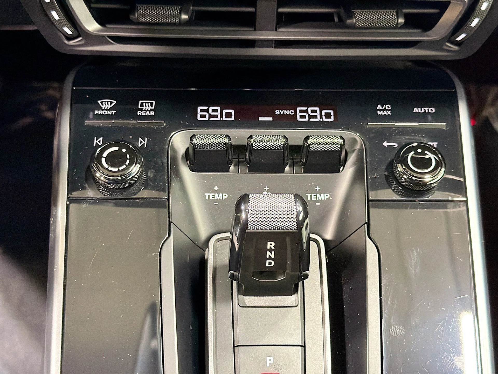 mph029_1162778998_b69c8e20a4d82c4aab5d7763a307d25f_547dff3010