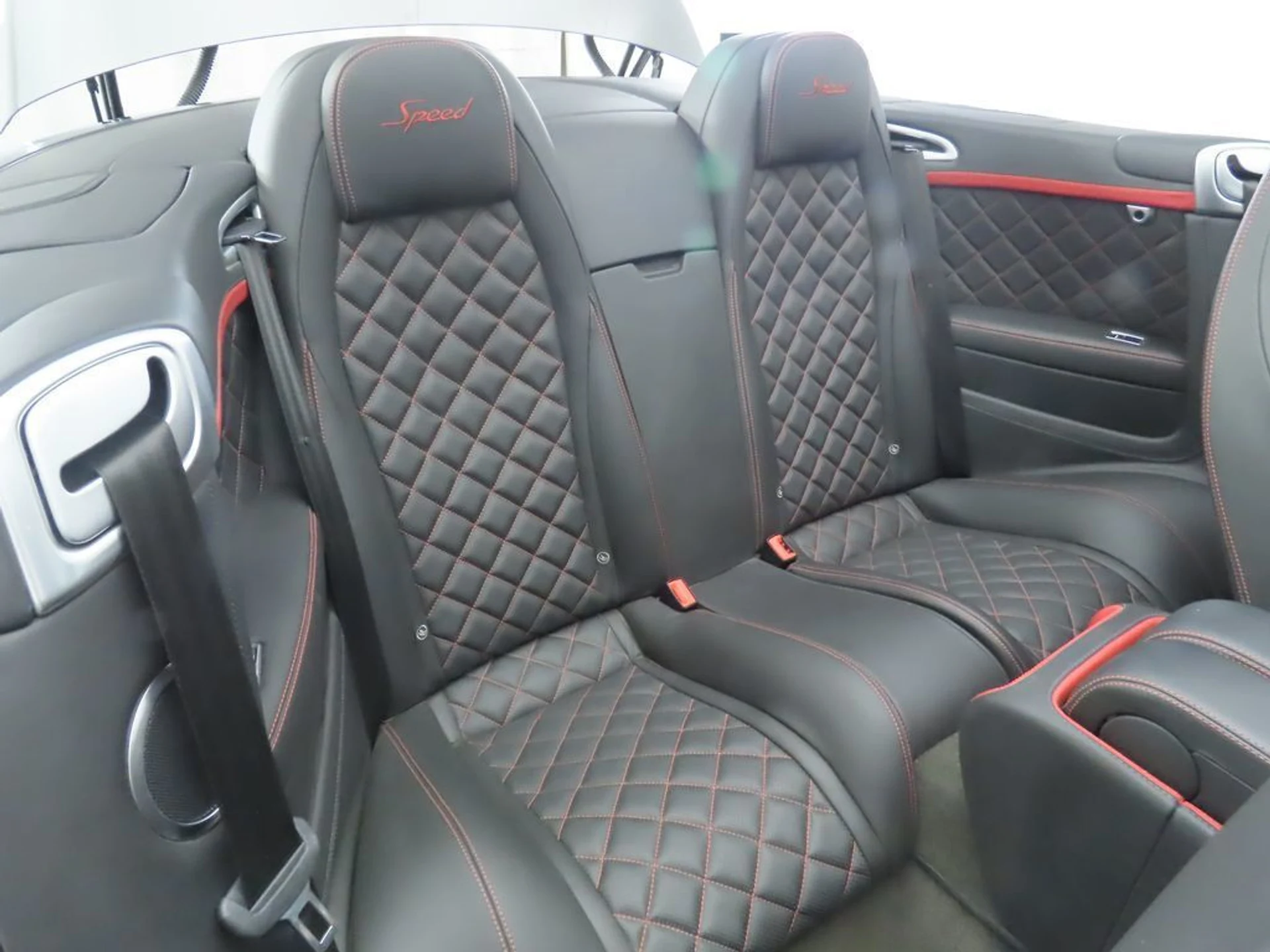 mph029_1163220728_used_2016_bentley_continental_gt_2drconvertiblespeed_8119_22920272_30_1024_8c69b462ac