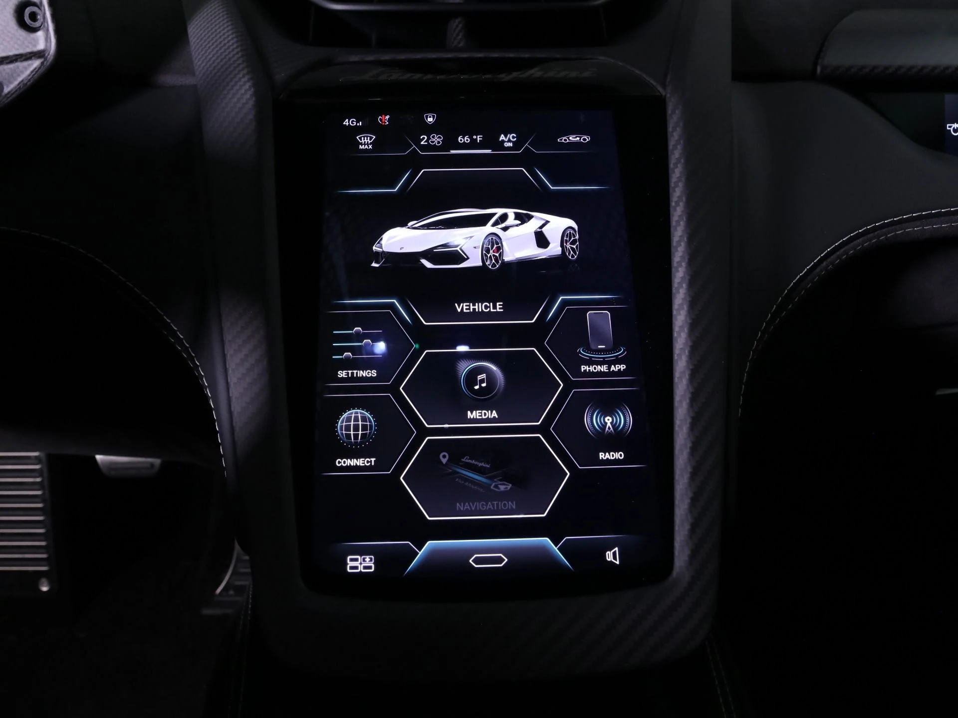 mph029_1169054385_New_2025_Lamborghini_Revuelto_1756395149_39cf04fe2e