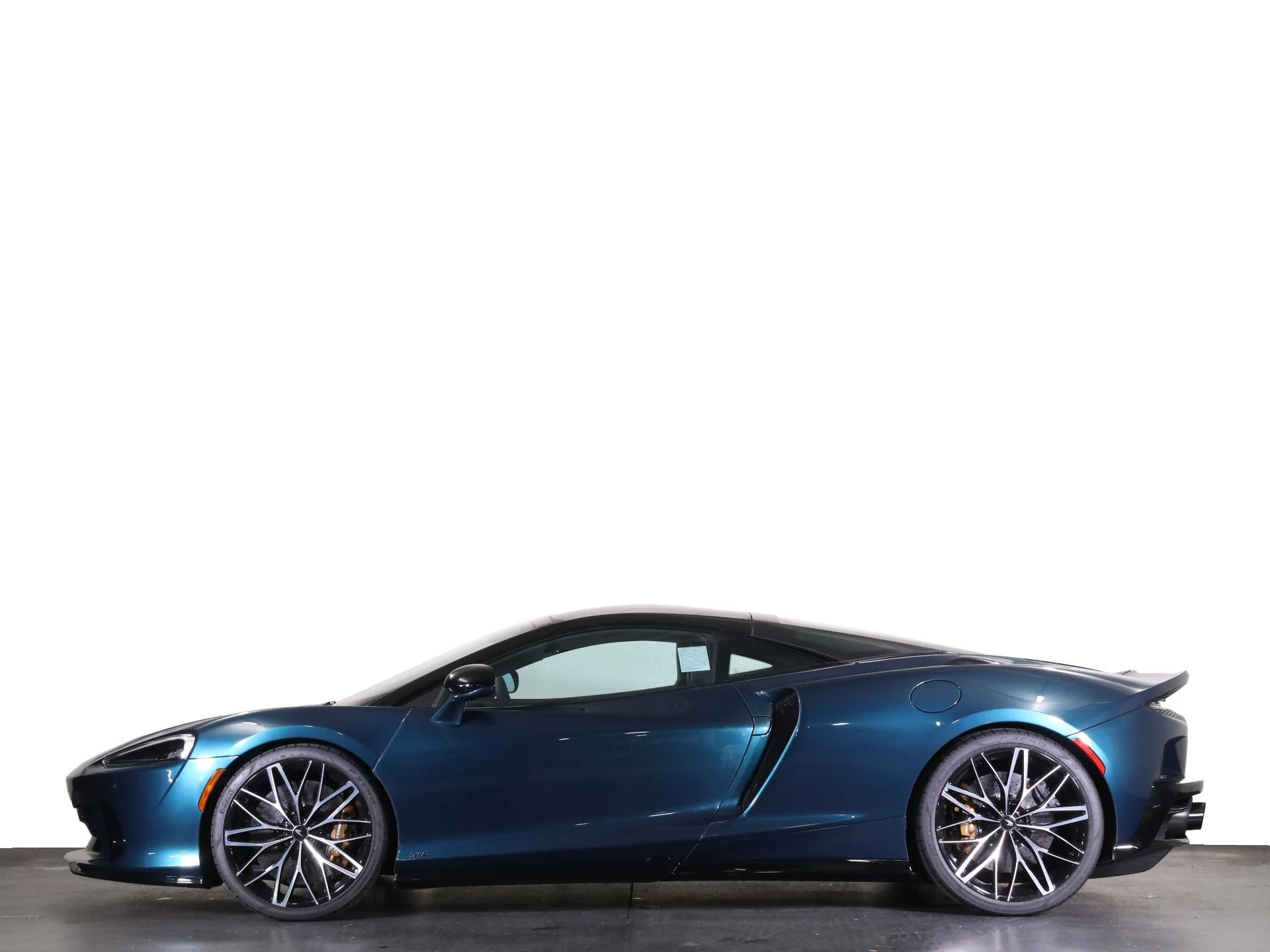 mph029_1174382694_New_2025_Mc_Laren_GTS_1762386650_7a0bed7993