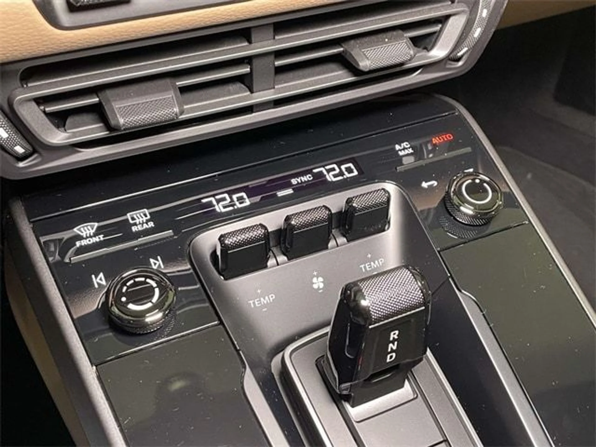 mph029_1177884629_91557a63f73d70bfeedbda1b66b8b19ax_01ef1c5b8f