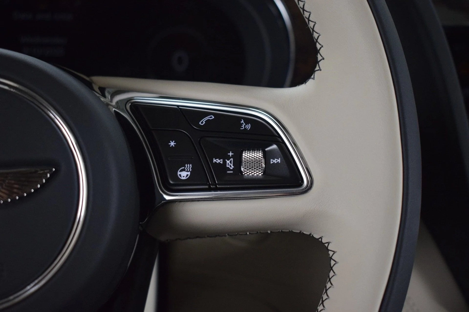 mph029_1181983443_e5047957bbbf2522d15f771e0e246adex_86a81fb796