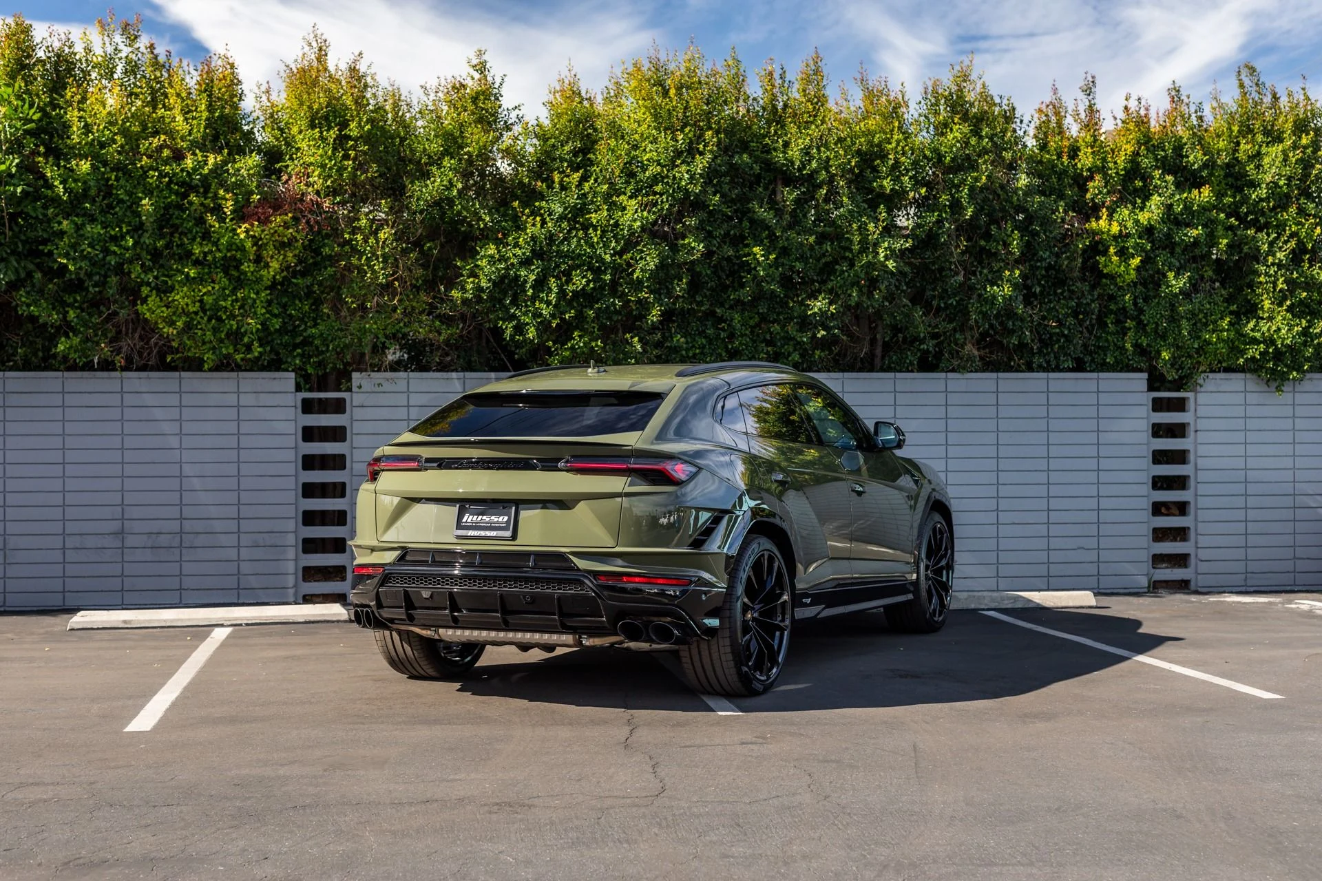 mph029_1185994953_Used_2023_Lamborghini_Urus_S_1764103574_5f27141234