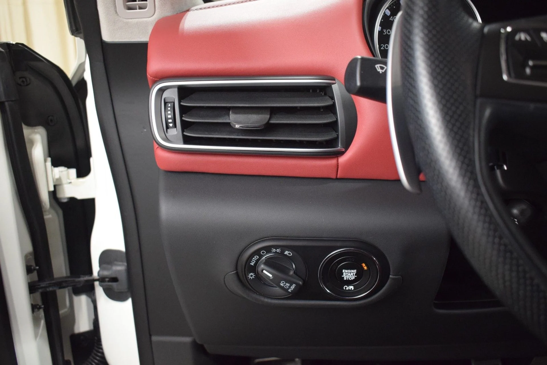 mph029_1192183740_c8030884c00edab750d96a34d9f77ecfx_8acf455b23