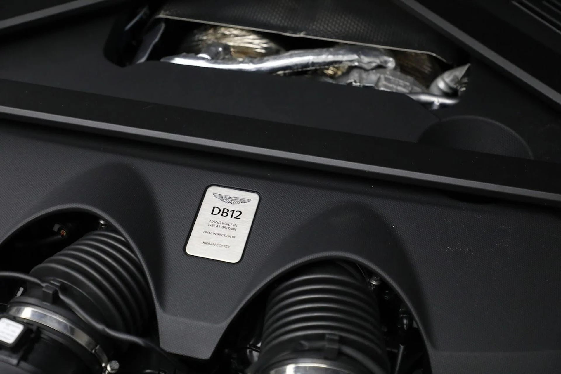 mph029_1201391371_New_2024_Aston_Martin_DB_12_Volante_46f5389b47