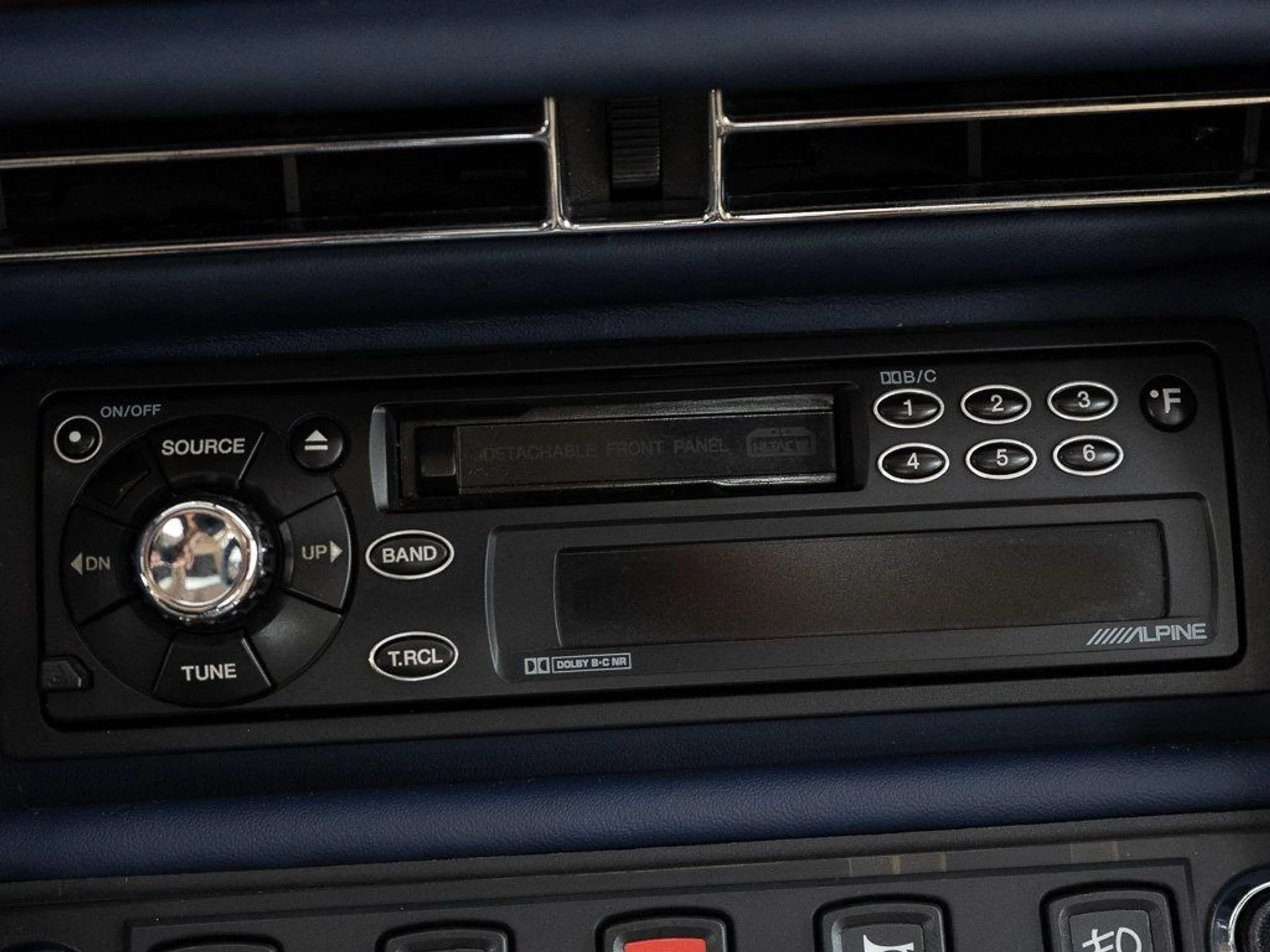 mph029_1202799329_a3a6e95a12500842d5ed603e237921f1_b5c5b4ef09