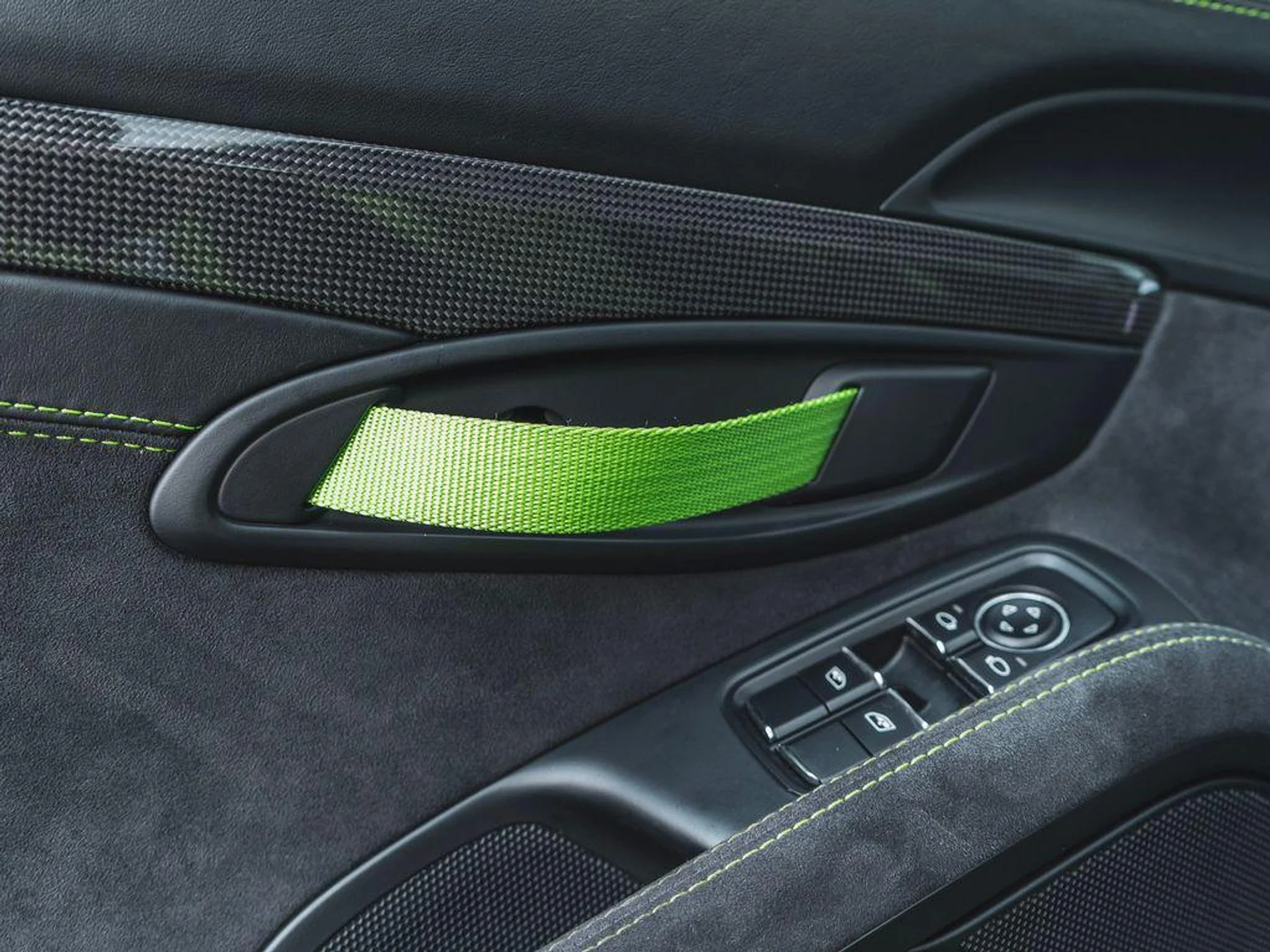 mph029_120291908_7_Zek_D_Wdtf_CP_Du_S0_Ki8n_Lg_PH_Ig_Y_0175b46204