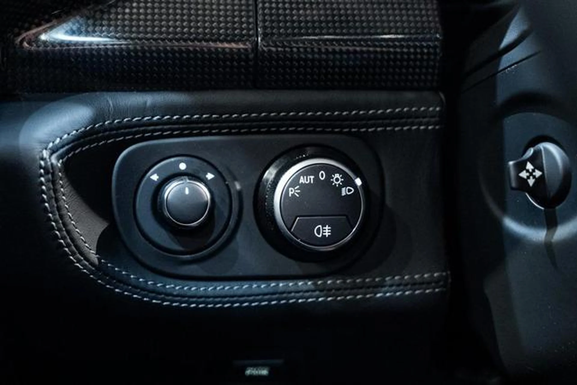 mph029_1208090763_FZ_Rld8xd1_G1nc9j_Zz_Q42_Q2_0sso_ec55efa970