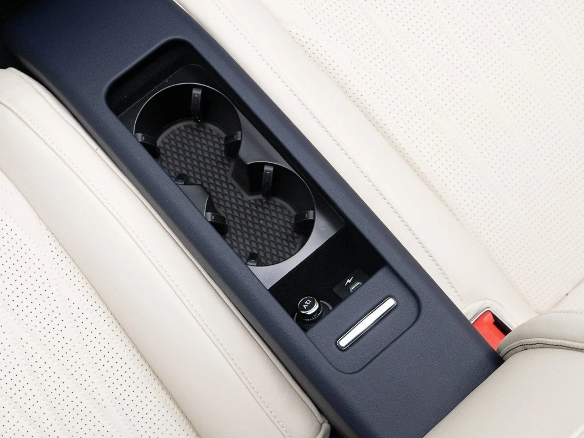 mph029_1210661995_438a599ffd656b6880f41815e1fb47b4_e7258432ea