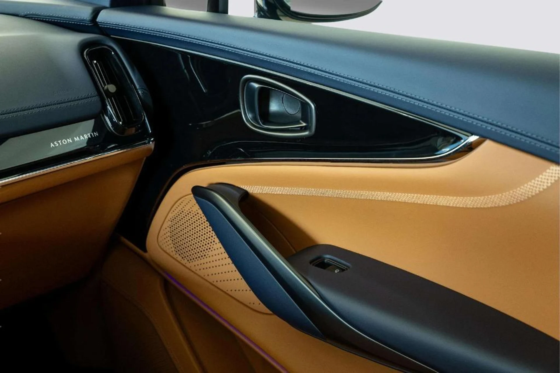 mph029_1213709743_QG_T4og_Gf_BF_5_Fc_Td_Pcz_Zwyg0_U8_e0d9d52323