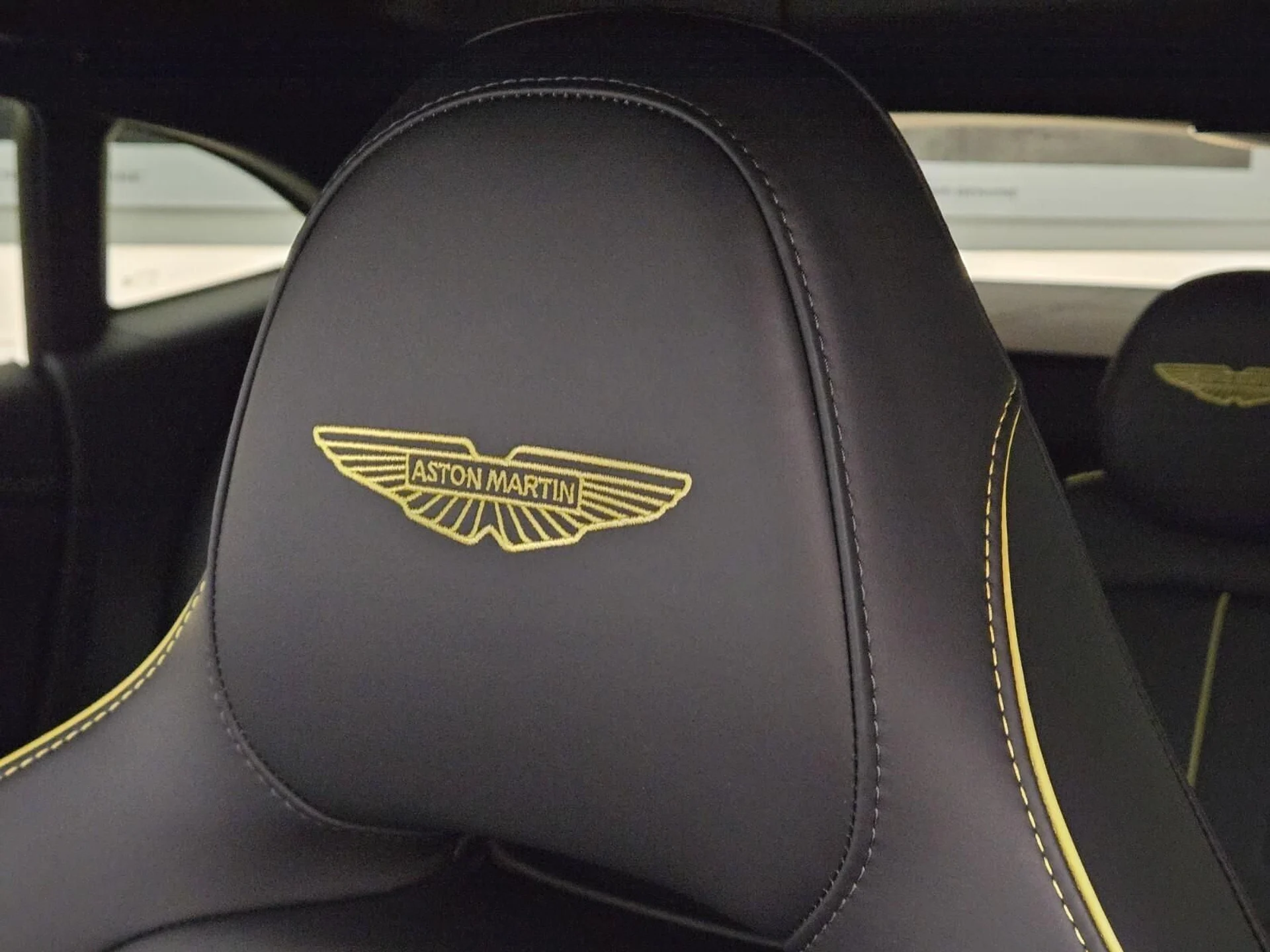 mph029_1218266465_New_2026_Aston_Martin_DBX_S_1782364687_15c992f7f0