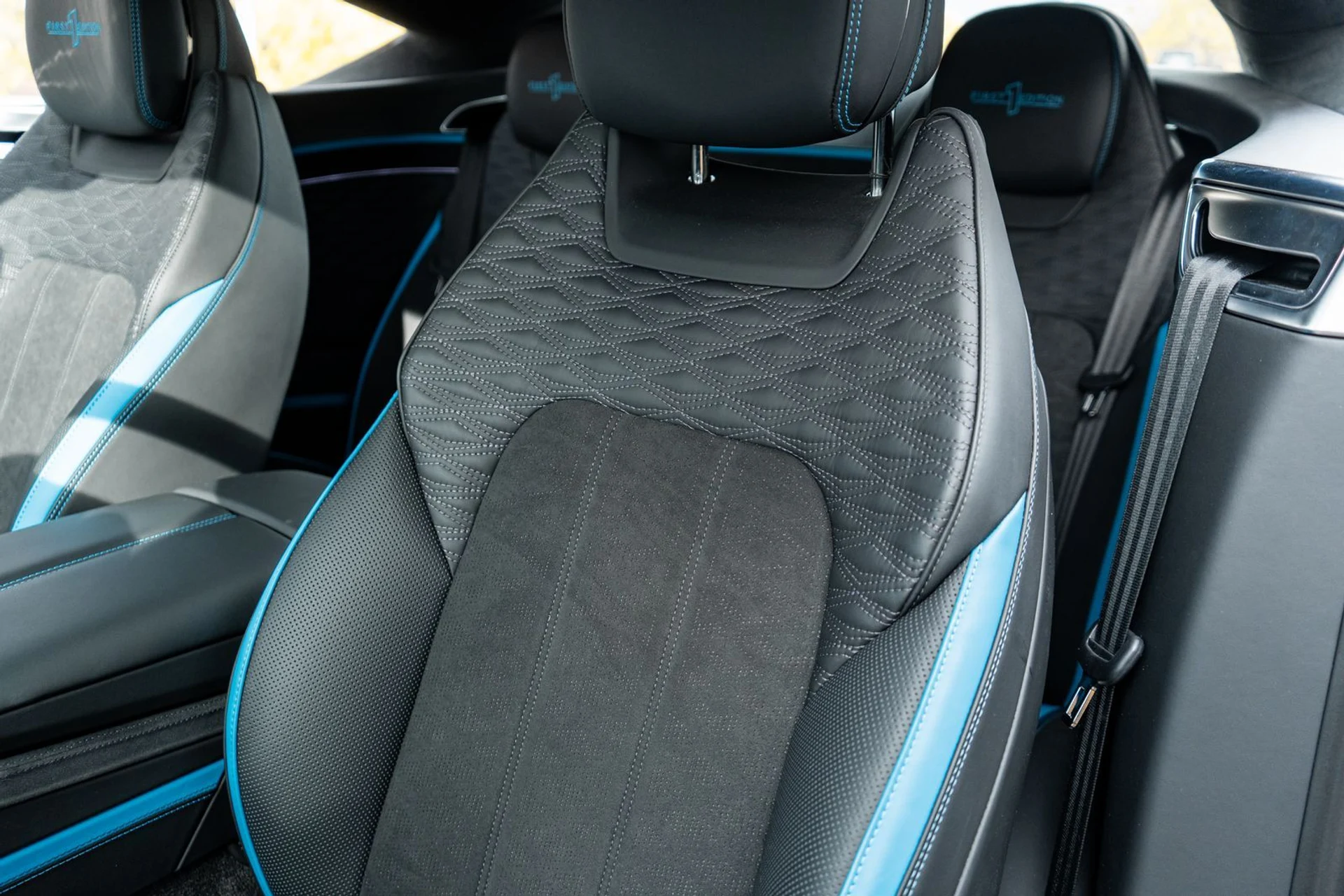 mph029_1222513792_c7dcd94b_e1fa_403c_a2fb_191891143072_2cfde937bc