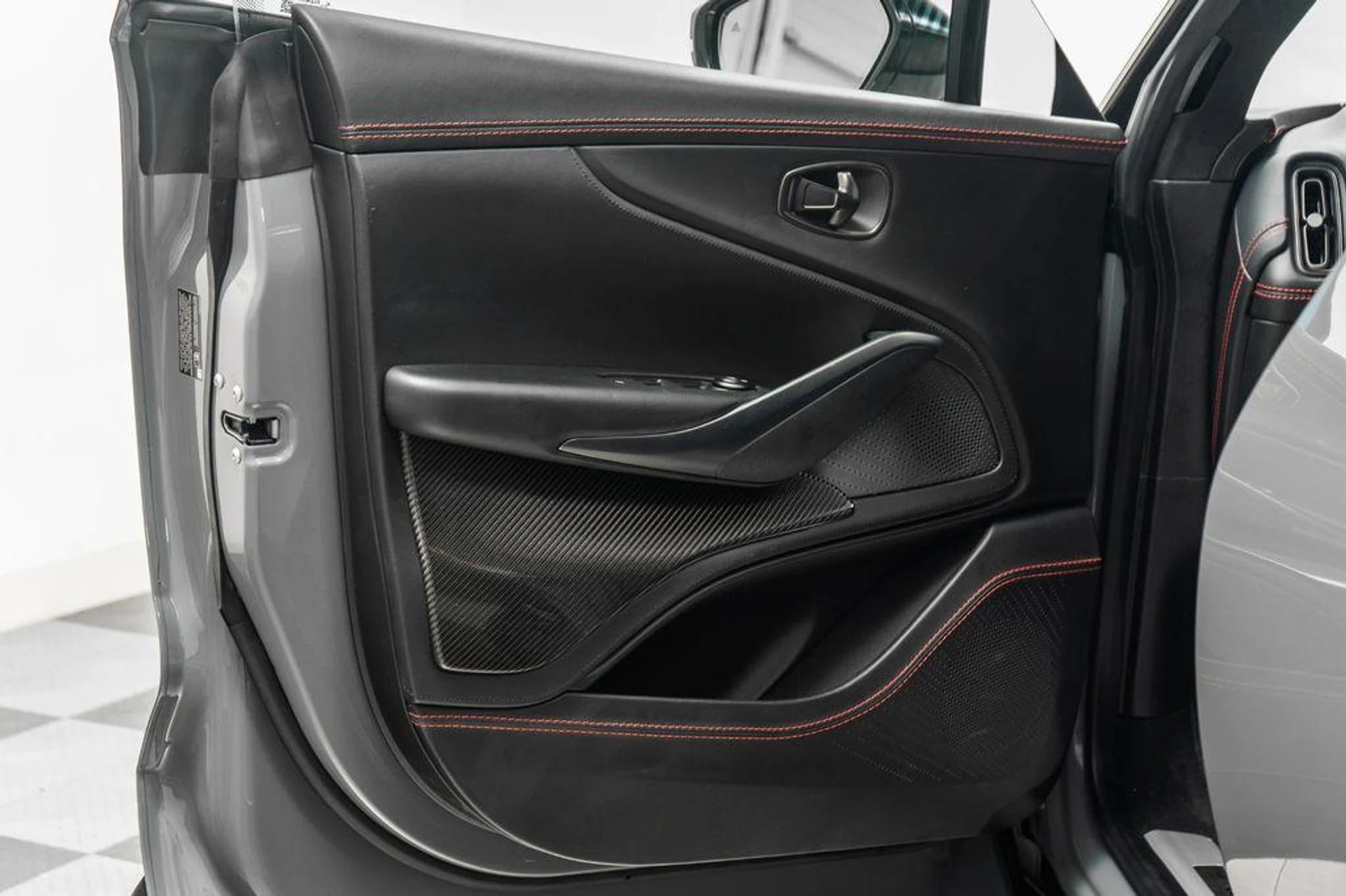 mph029_122330817_n_S_s_S_Uo_Okimh_Wv_B_Hi9rf_JD_0_Yz_PM_e3998c90ea