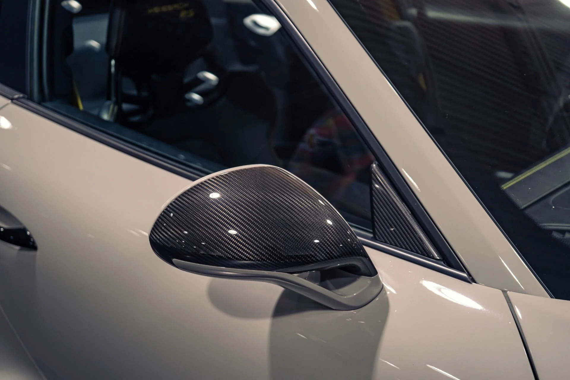mph029_1243536331_Used_2018_Porsche_911_GT_2_RS_1774897030_a232f70a8e