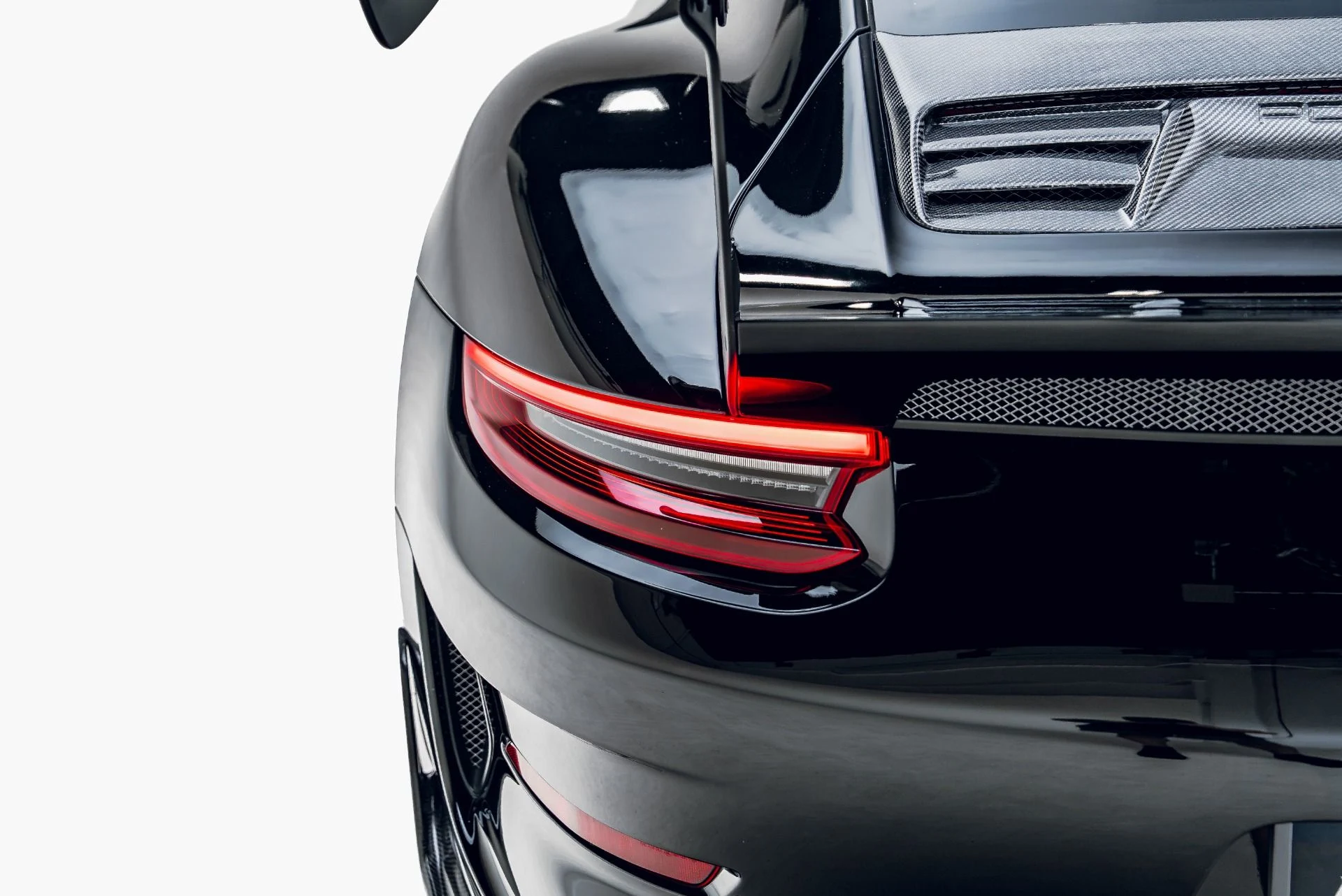 mph029_1245117426_Used_2019_Porsche_911_GT_3_RS_1783617066_51dfed6d04