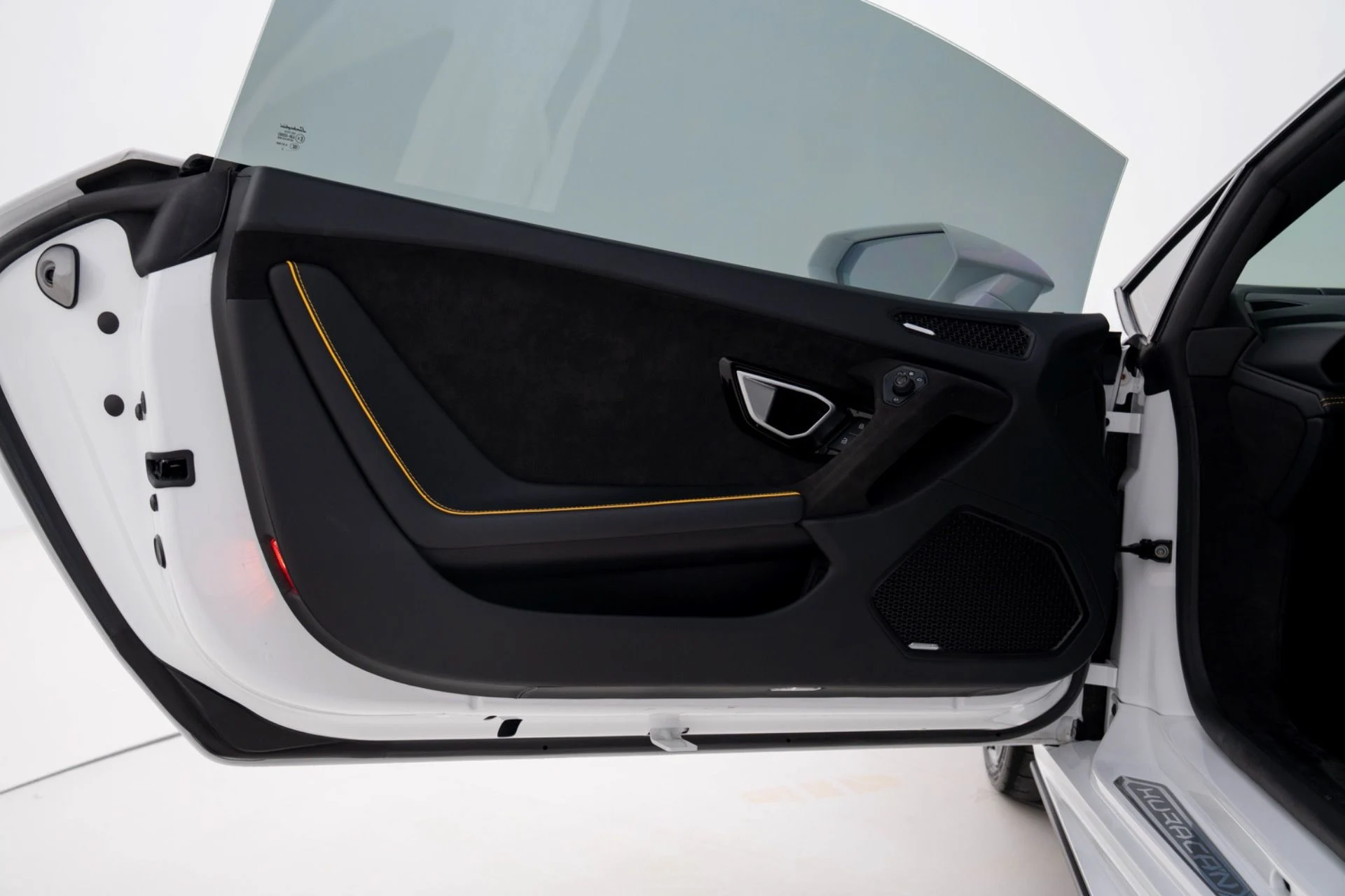 mph029_1246303001_Used_2023_Lamborghini_Huracan_Tecnica_1781823000_c902a144db
