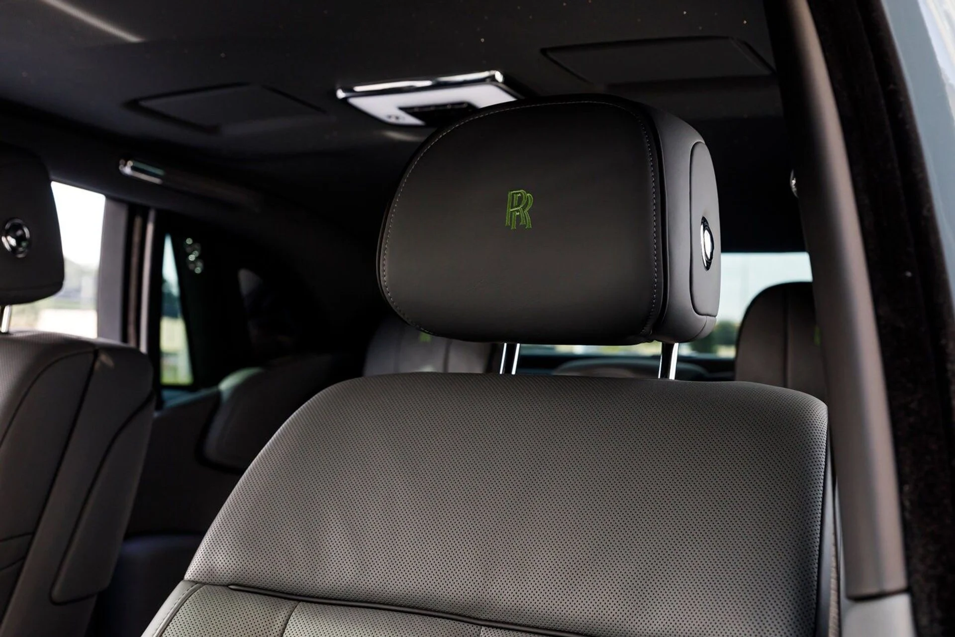 mph029_1246629901_fe19a5bcd7fb50bcc0d42c9bfa962b65x_f4a5a2eee4