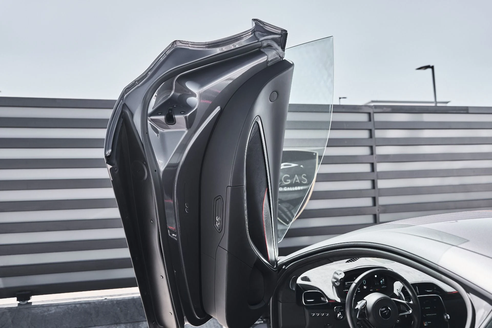 mph029_1248495531_Used_2024_Mc_Laren_Artura_Performance_1780188984_5a8a707c84