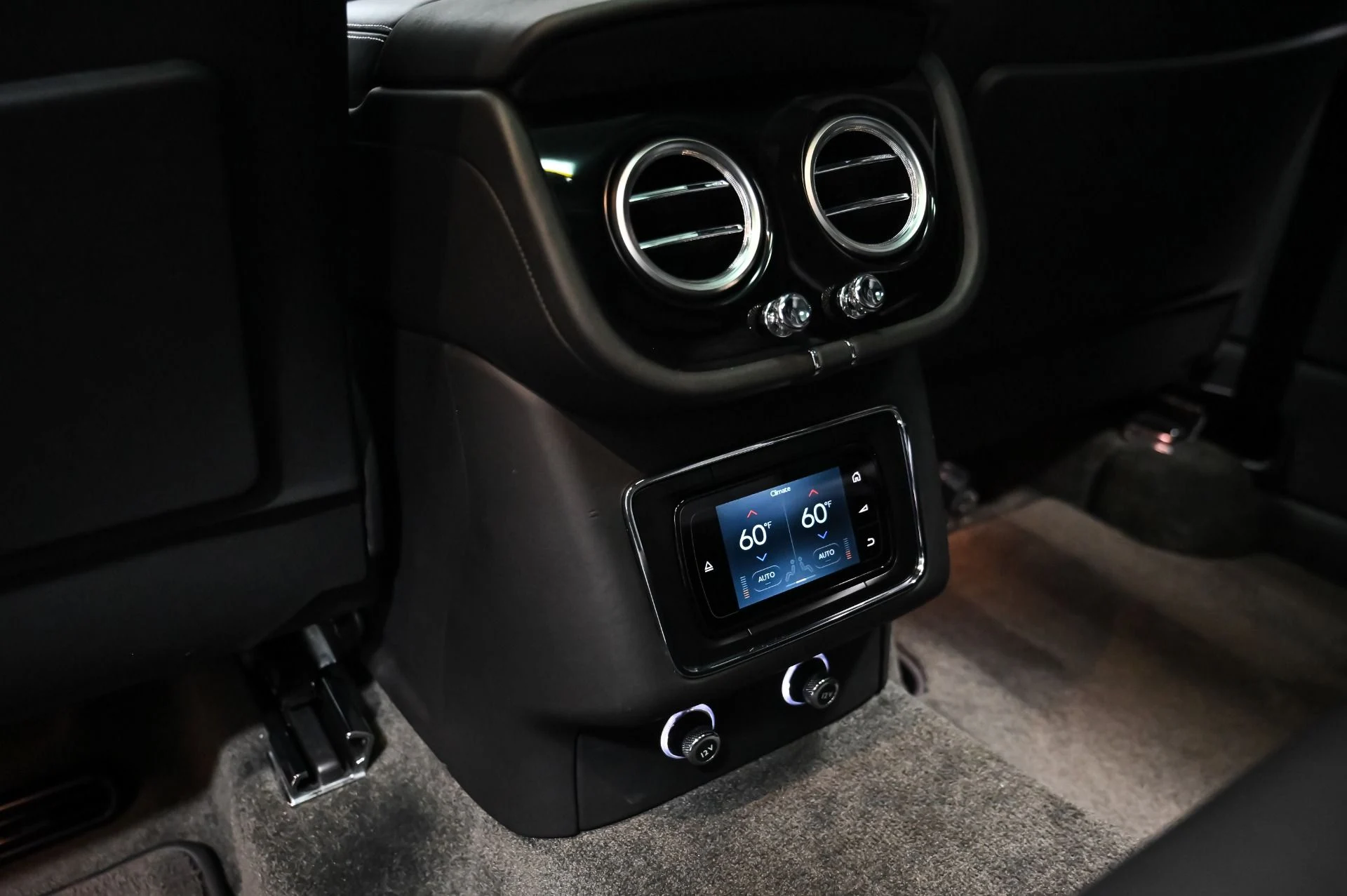 mph029_1248955282_Used_2018_Bentley_Bentayga_W12_1756239179_389659d2d1