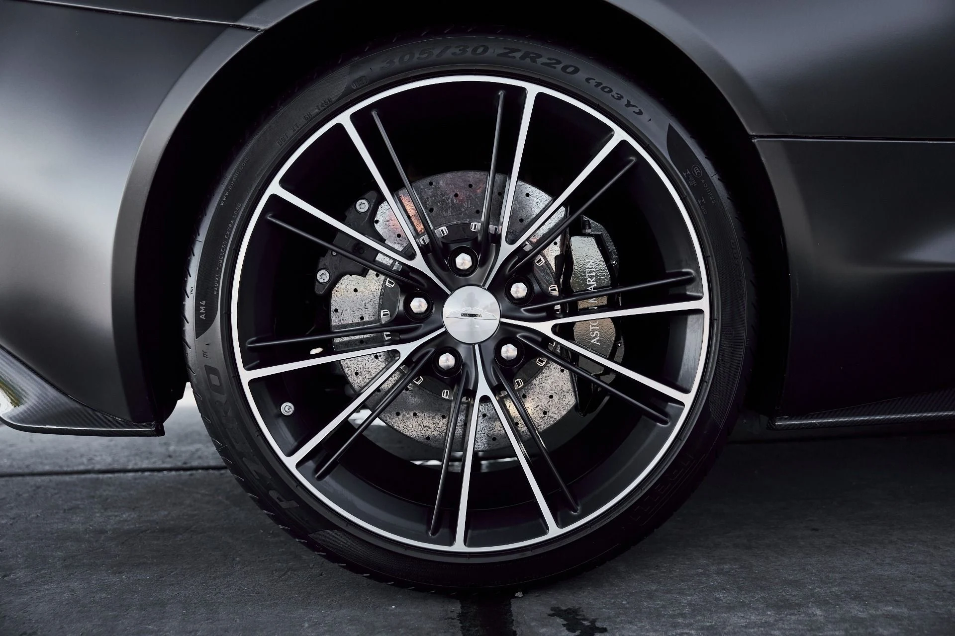 mph029_1254706989_Used_2014_Aston_Martin_Vanquish_V12_1773193804_7d1ec93d15