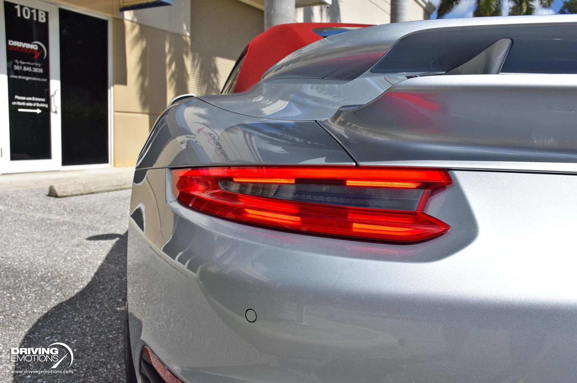 mph029_1258440472_866_p30_l_6d2c811c40